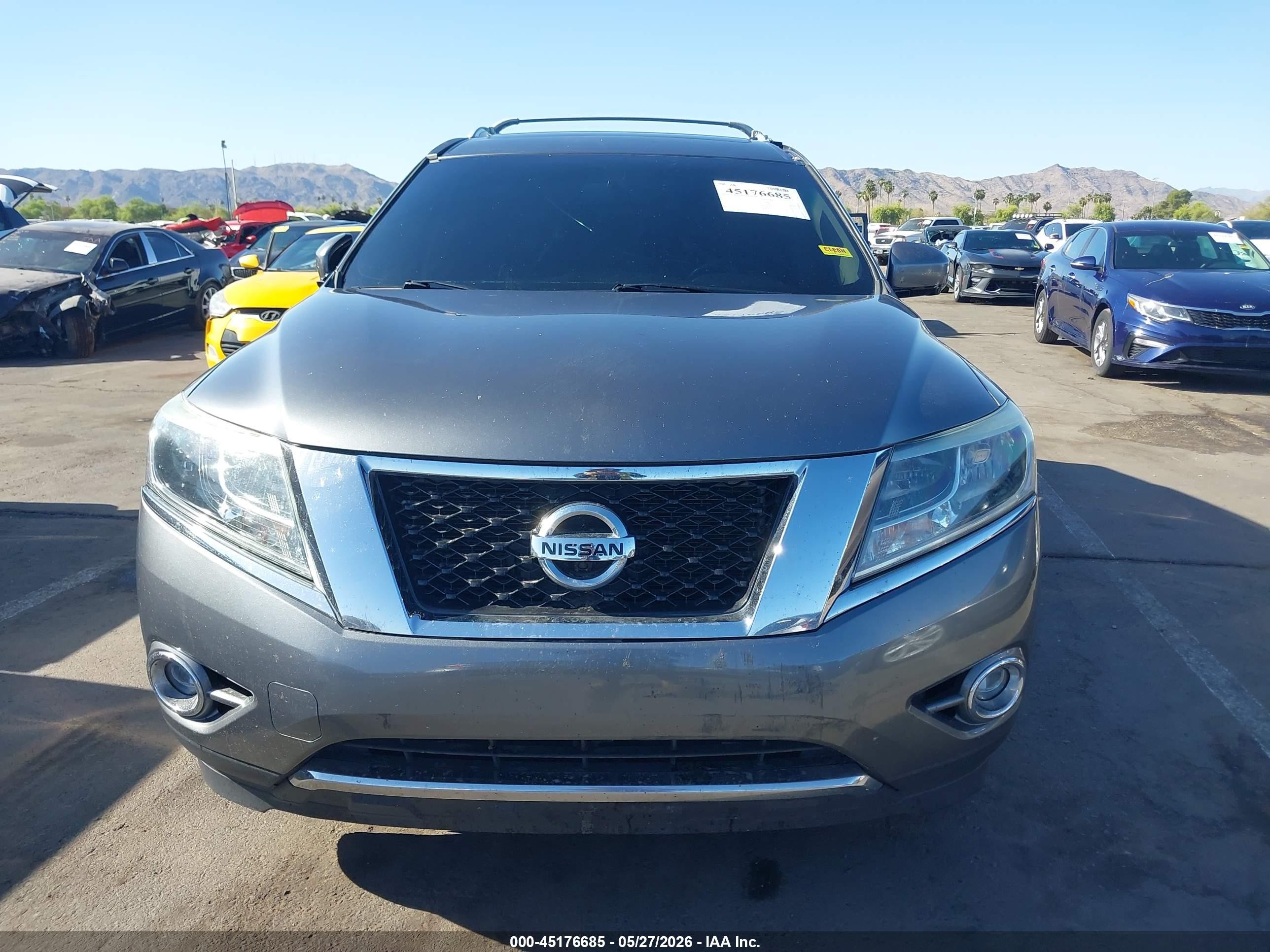 2015 Nissan Pathfinder Platinum Gray vin: 5N1AR2MM5FC700487
