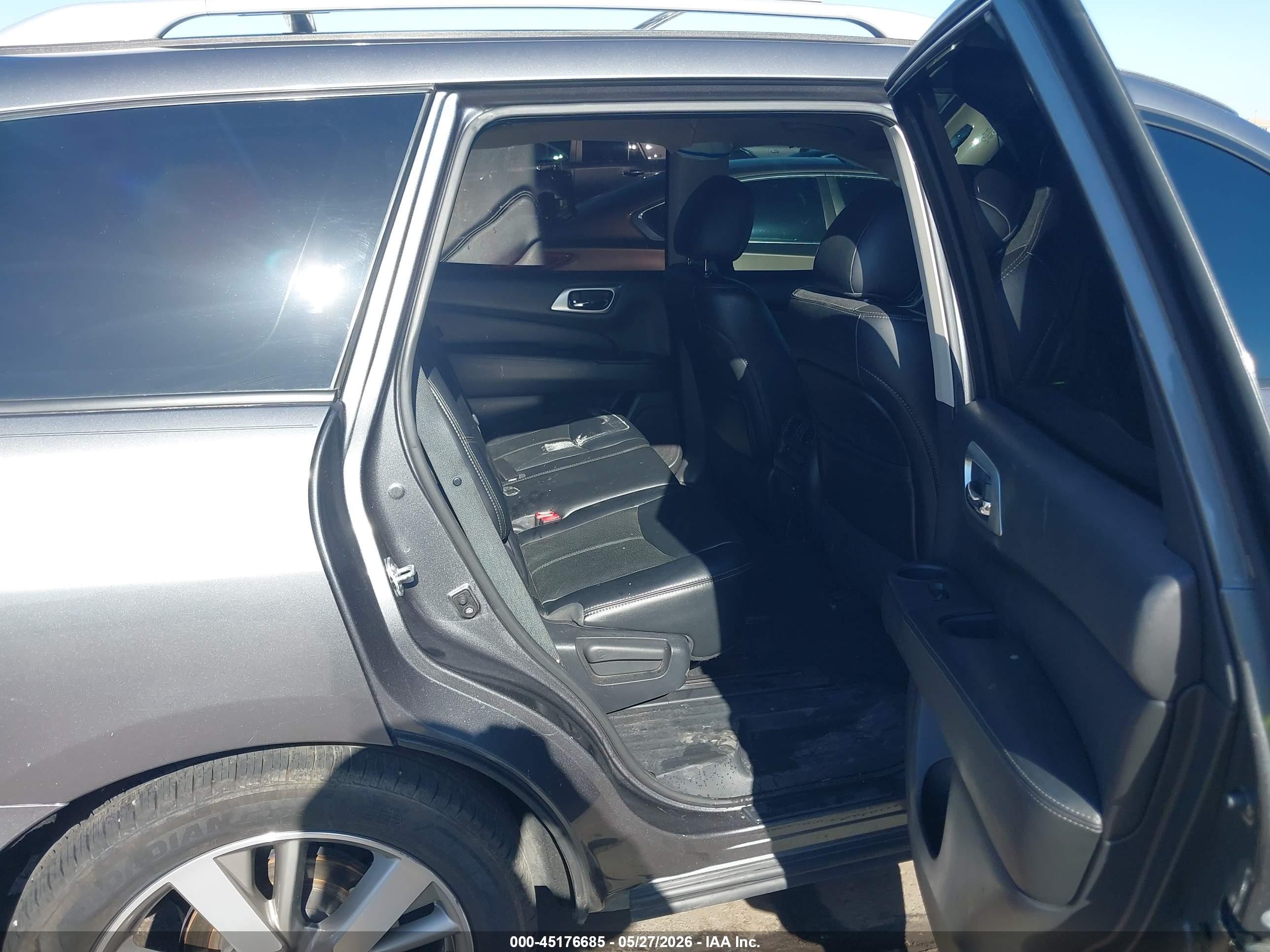 2015 Nissan Pathfinder Platinum Gray vin: 5N1AR2MM5FC700487