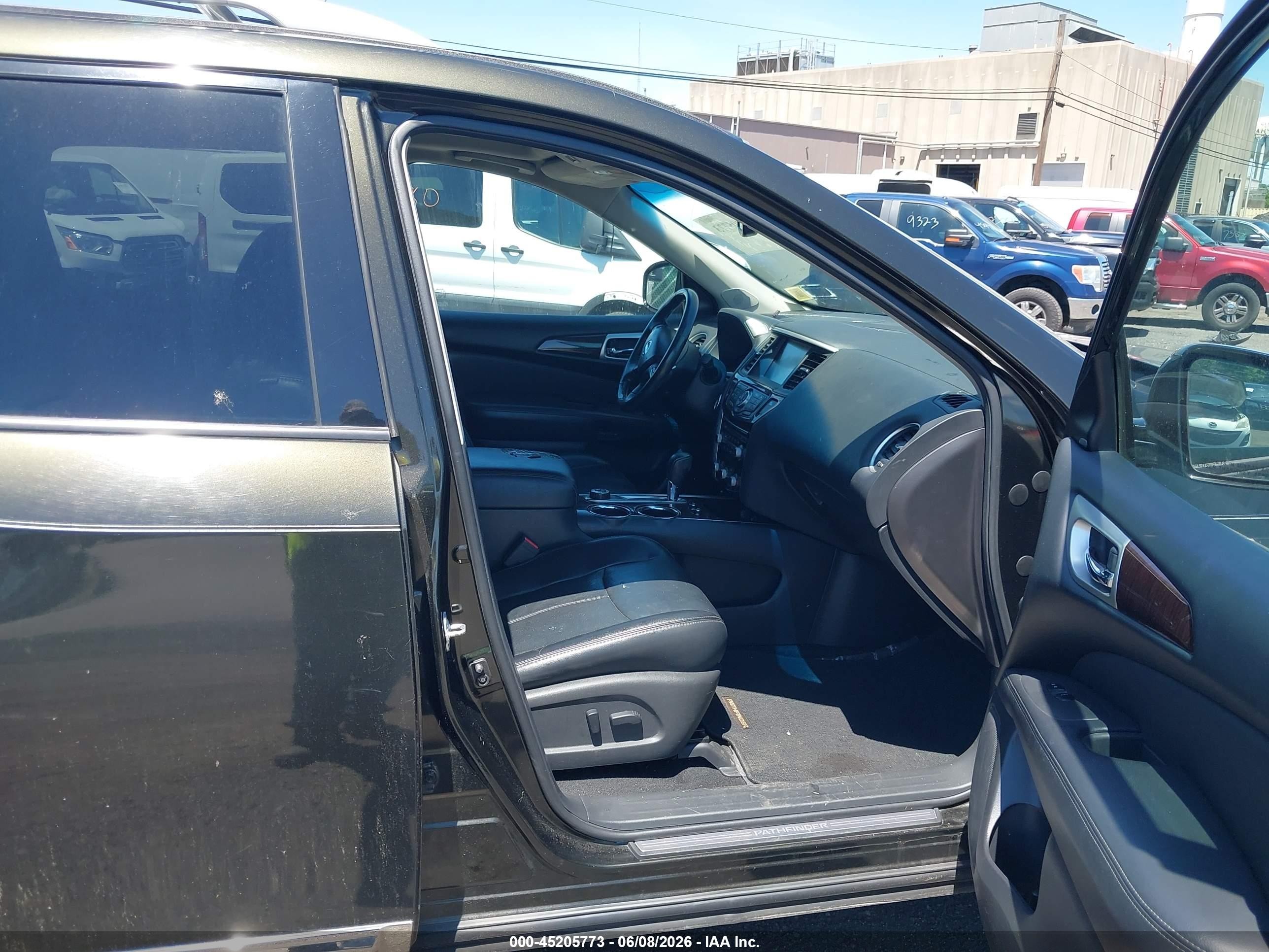2016 Nissan Pathfinder Platinum Green vin: 5N1AR2MM5GC605347