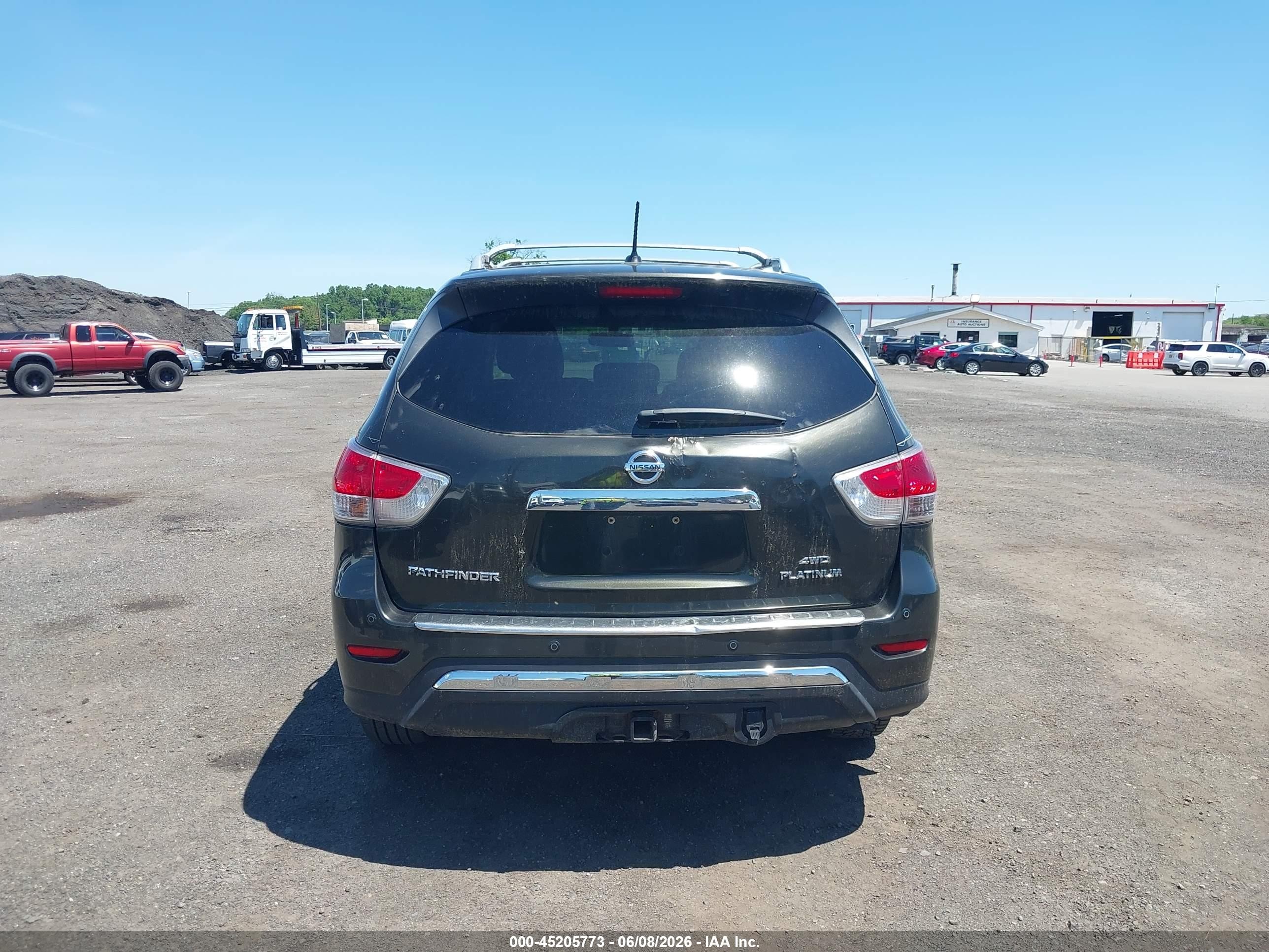 2016 Nissan Pathfinder Platinum Green vin: 5N1AR2MM5GC605347