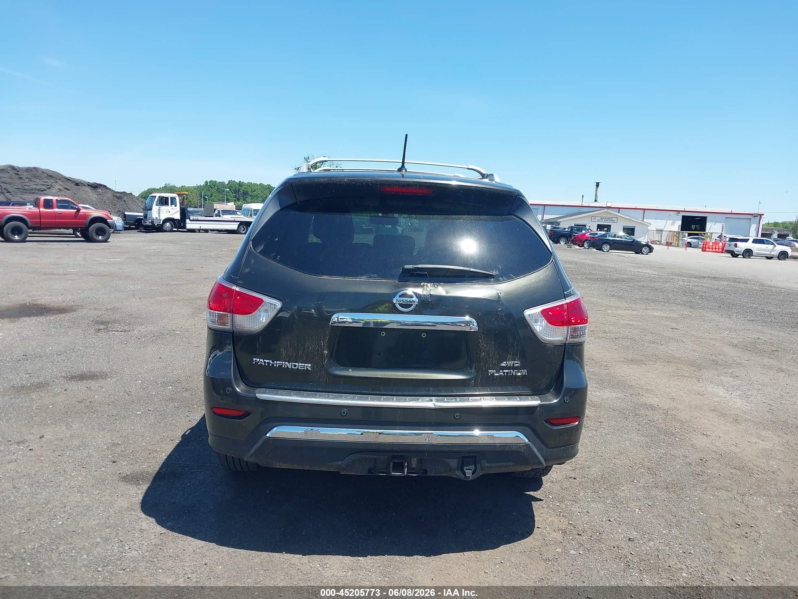 2016 Nissan Pathfinder Platinum Green vin: 5N1AR2MM5GC605347