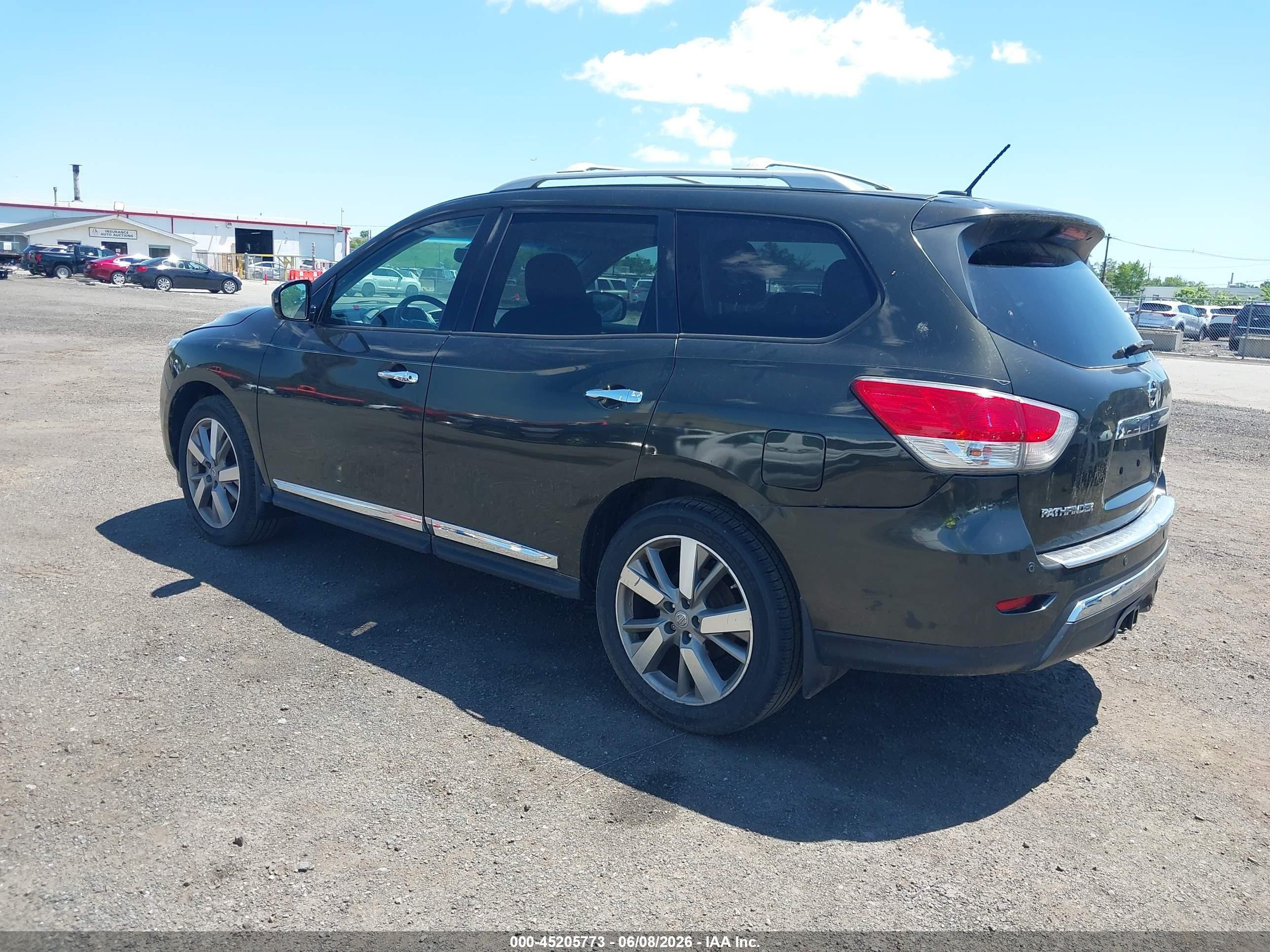 2016 Nissan Pathfinder Platinum Green vin: 5N1AR2MM5GC605347