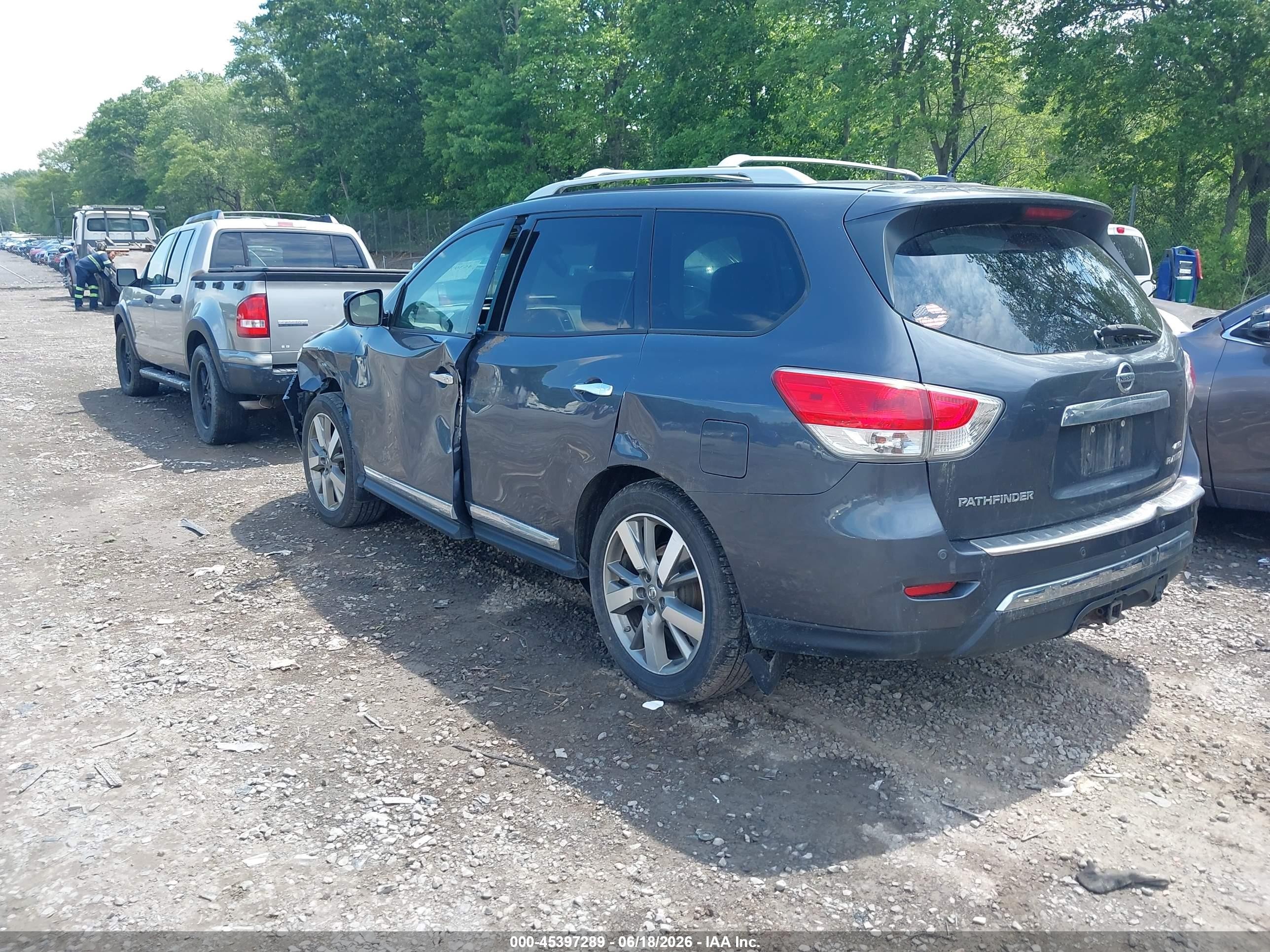 2013 Nissan Pathfinder Platinum Gray vin: 5N1AR2MM6DC628213