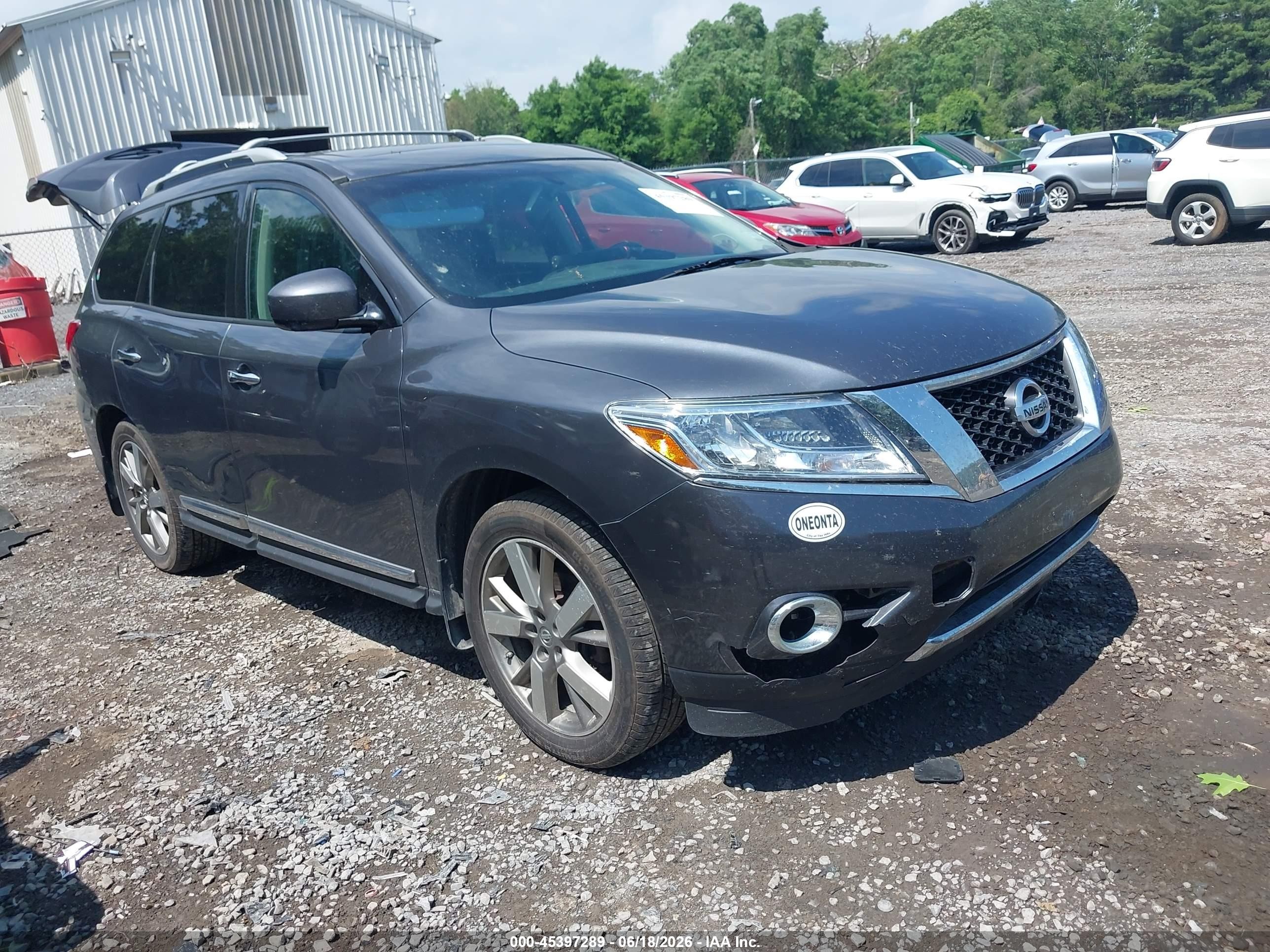 2013 Nissan Pathfinder Platinum Gray vin: 5N1AR2MM6DC628213