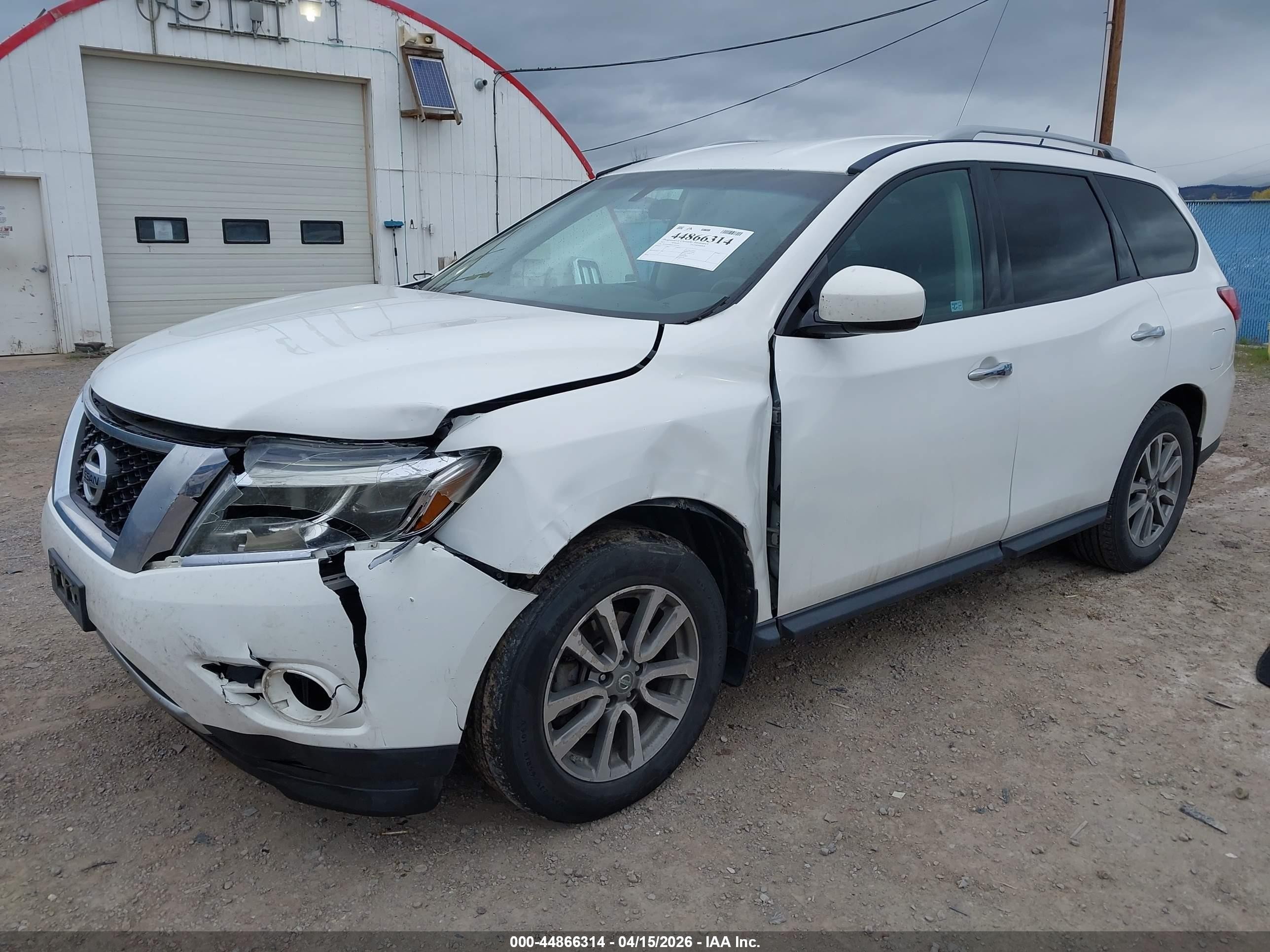 2013 Nissan Pathfinder Sv White vin: 5N1AR2MM6DC683454