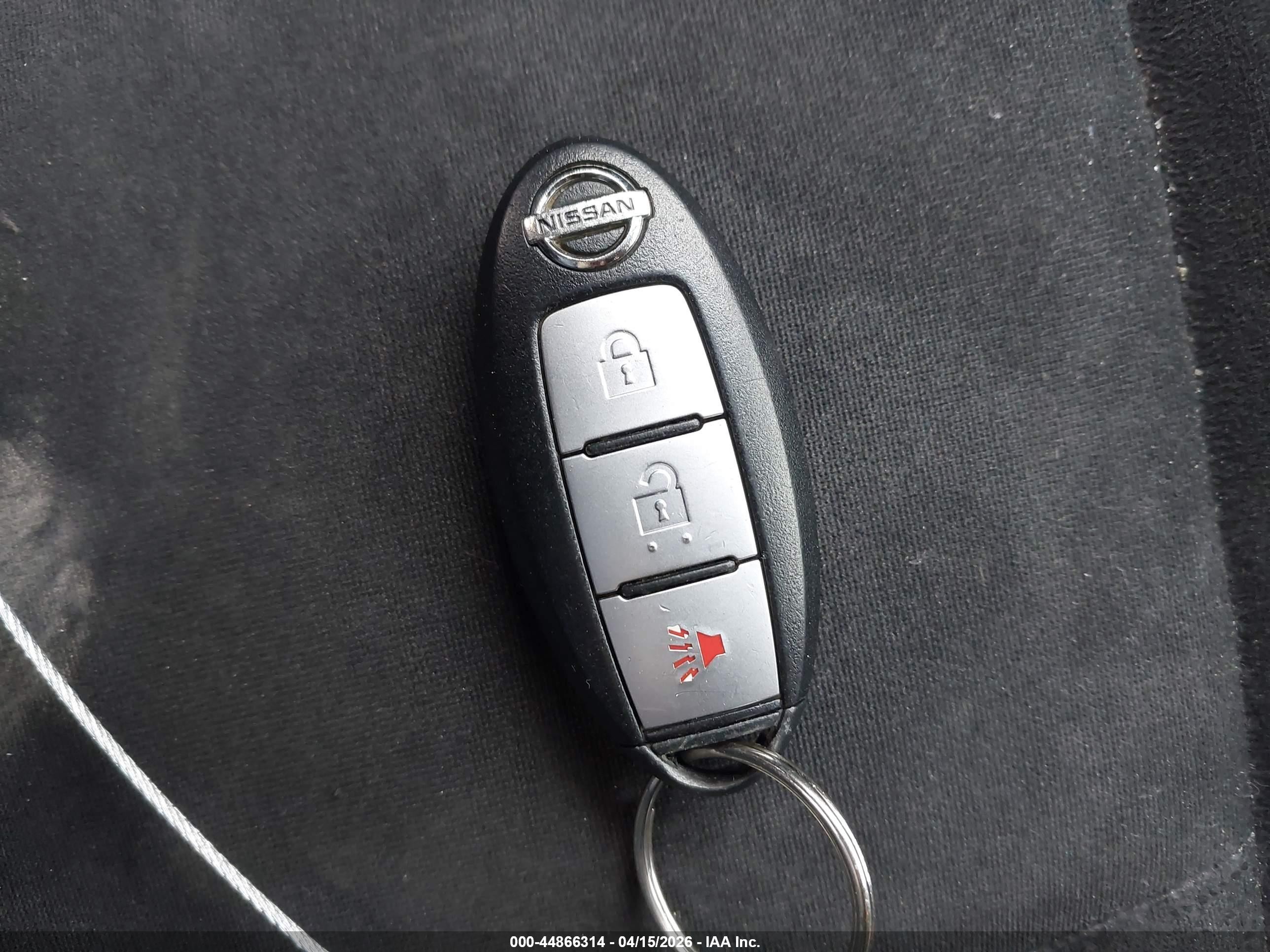 2013 Nissan Pathfinder Sv White vin: 5N1AR2MM6DC683454