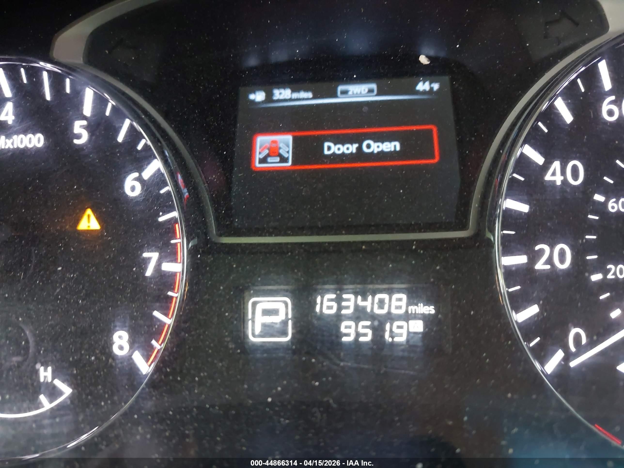2013 Nissan Pathfinder Sv White vin: 5N1AR2MM6DC683454