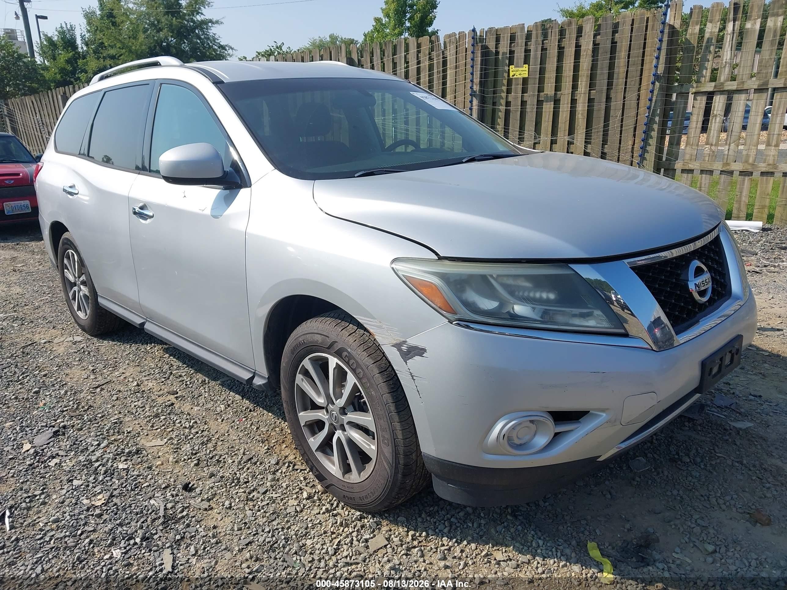 2013 Nissan Pathfinder Sv Silver vin: 5N1AR2MM6DC688685