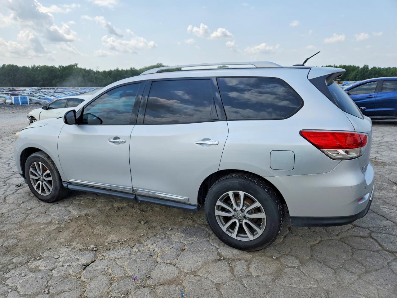 2014 Nissan Pathfinder Sl Silver vin: 5N1AR2MM6EC626138