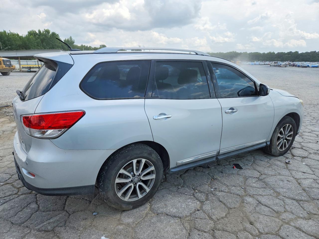 2014 Nissan Pathfinder Sl Silver vin: 5N1AR2MM6EC626138
