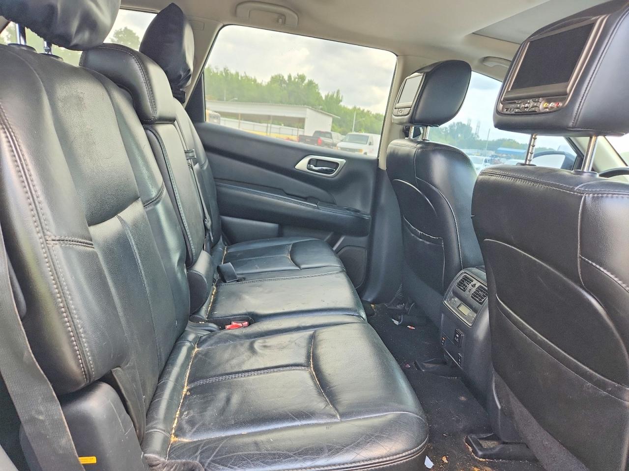 2014 Nissan Pathfinder Sl Silver vin: 5N1AR2MM6EC626138
