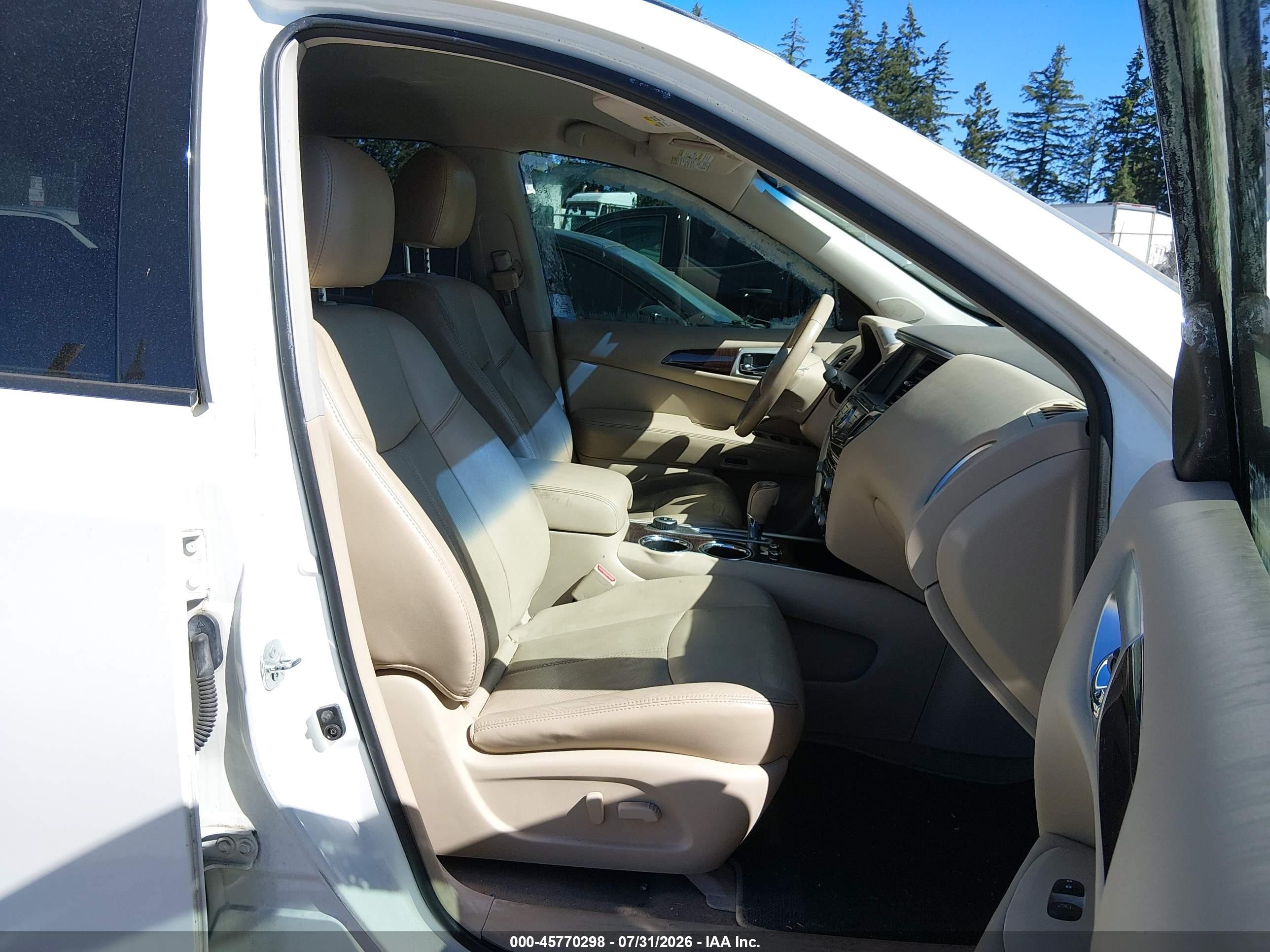 2014 Nissan Pathfinder Platinum/s/sl/sv White vin: 5N1AR2MM6EC630982