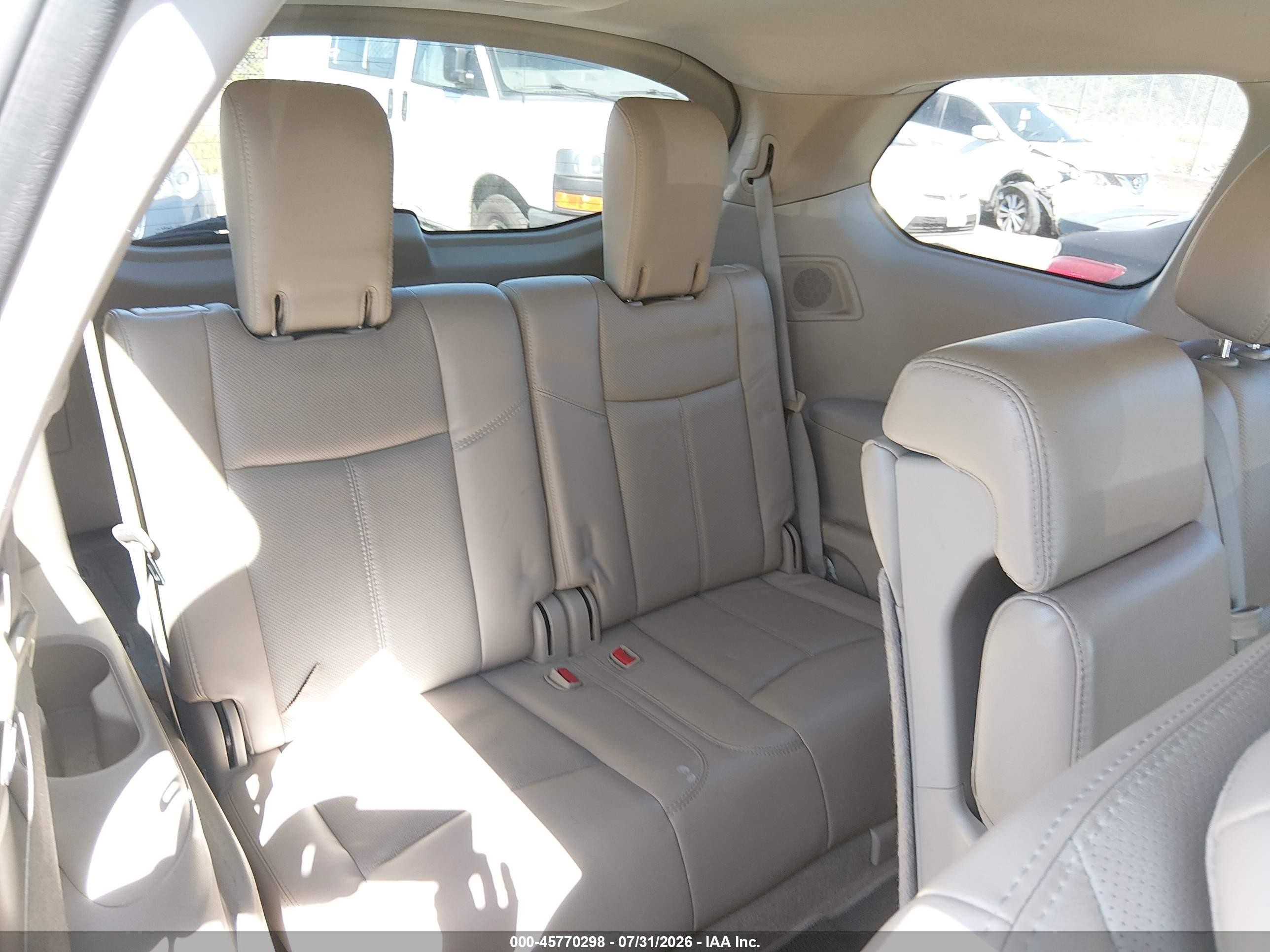 2014 Nissan Pathfinder Platinum/s/sl/sv White vin: 5N1AR2MM6EC630982