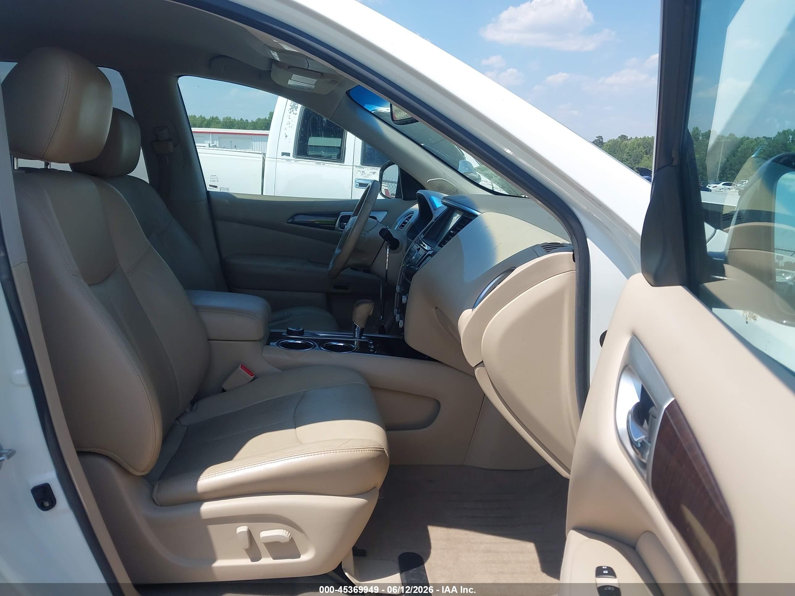 2014 Nissan Pathfinder Platinum White vin: 5N1AR2MM6EC647054
