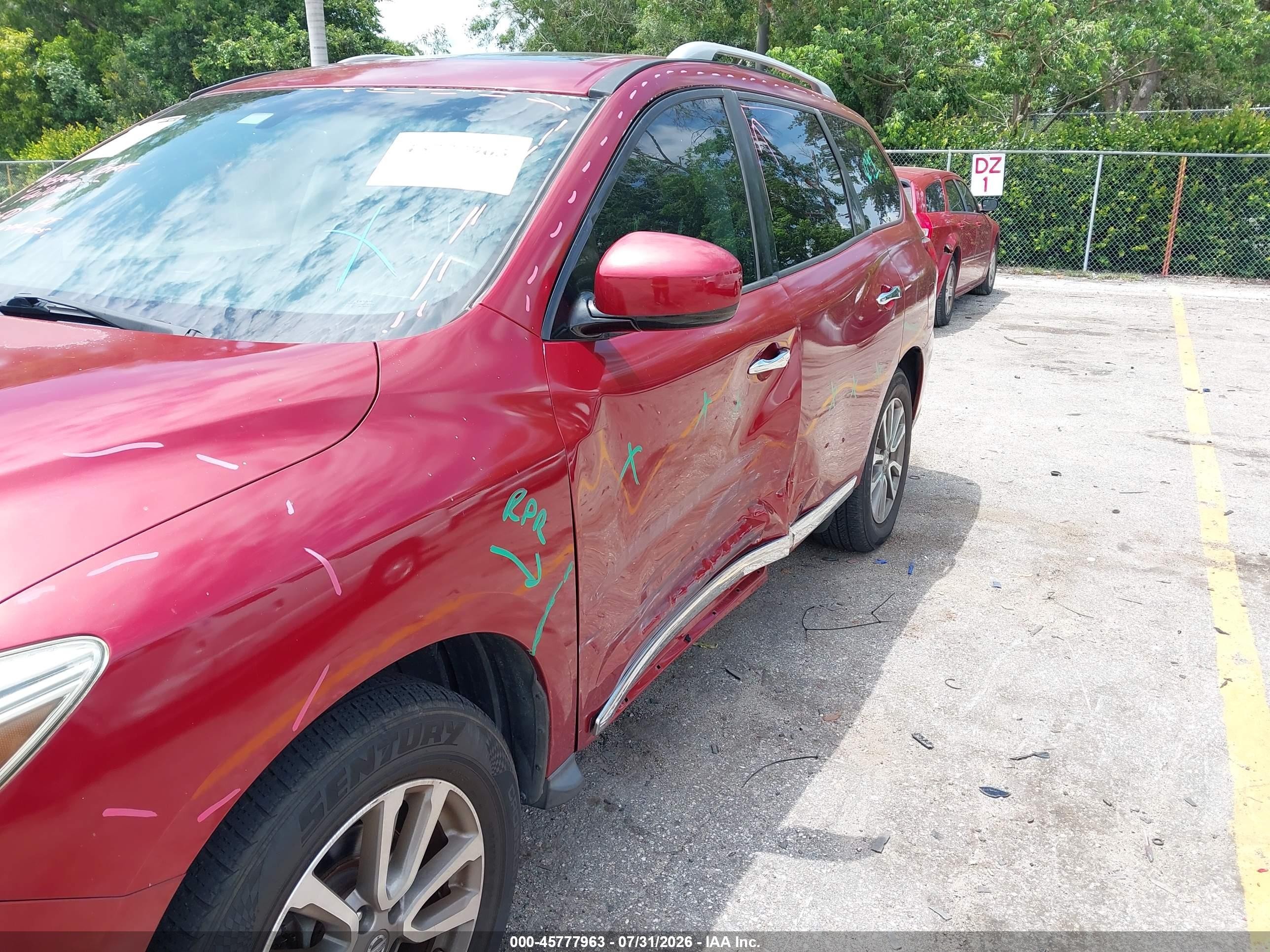 2014 Nissan Pathfinder Platinum/s/sl/sv Red vin: 5N1AR2MM6EC664906