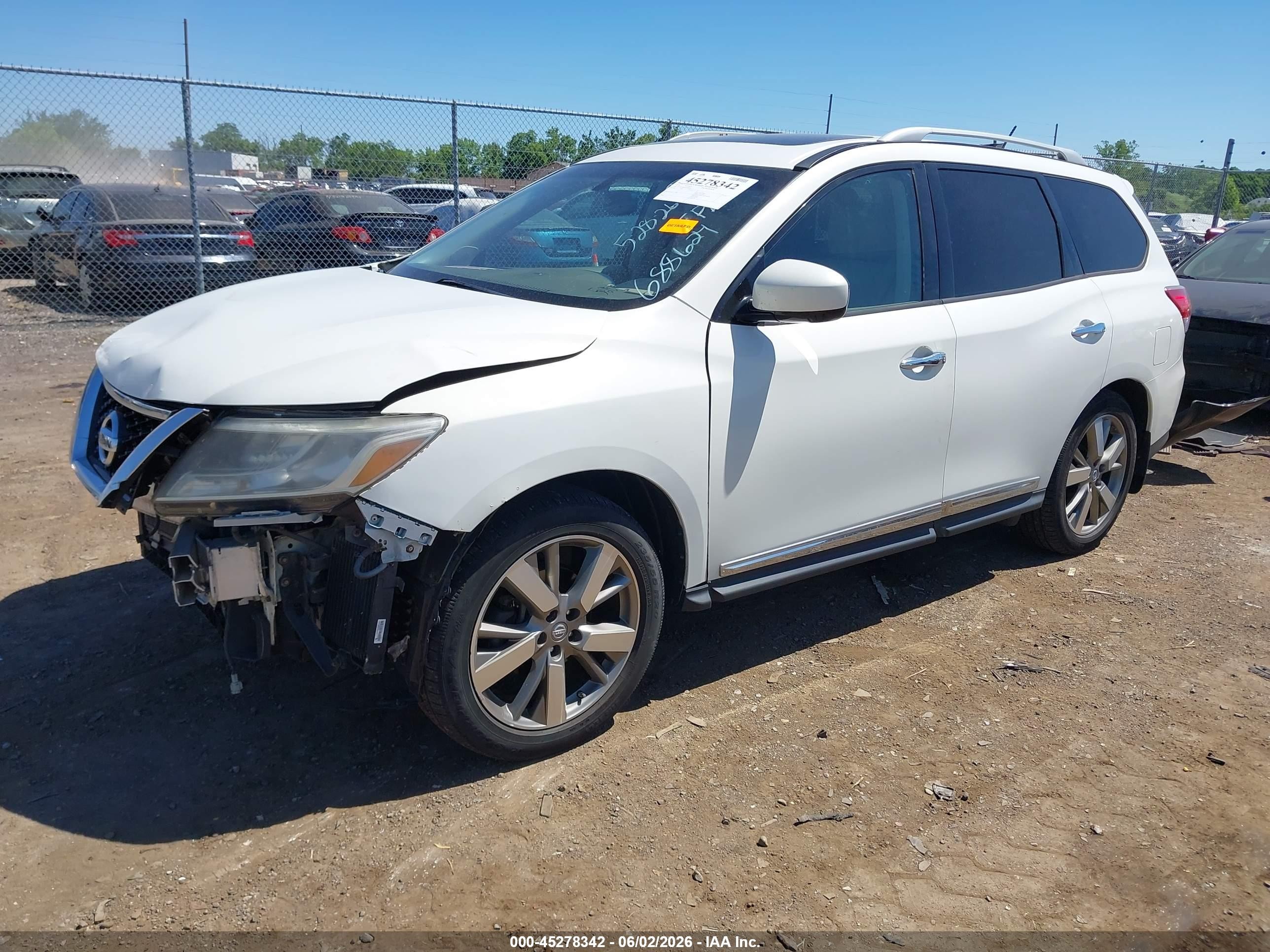 2014 Nissan Pathfinder Platinum White vin: 5N1AR2MM6EC688624