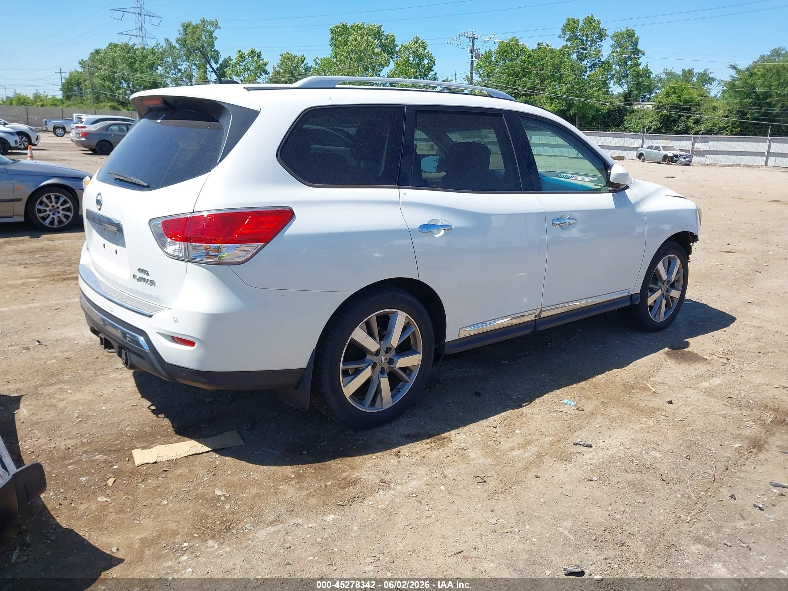 2014 Nissan Pathfinder Platinum White vin: 5N1AR2MM6EC688624