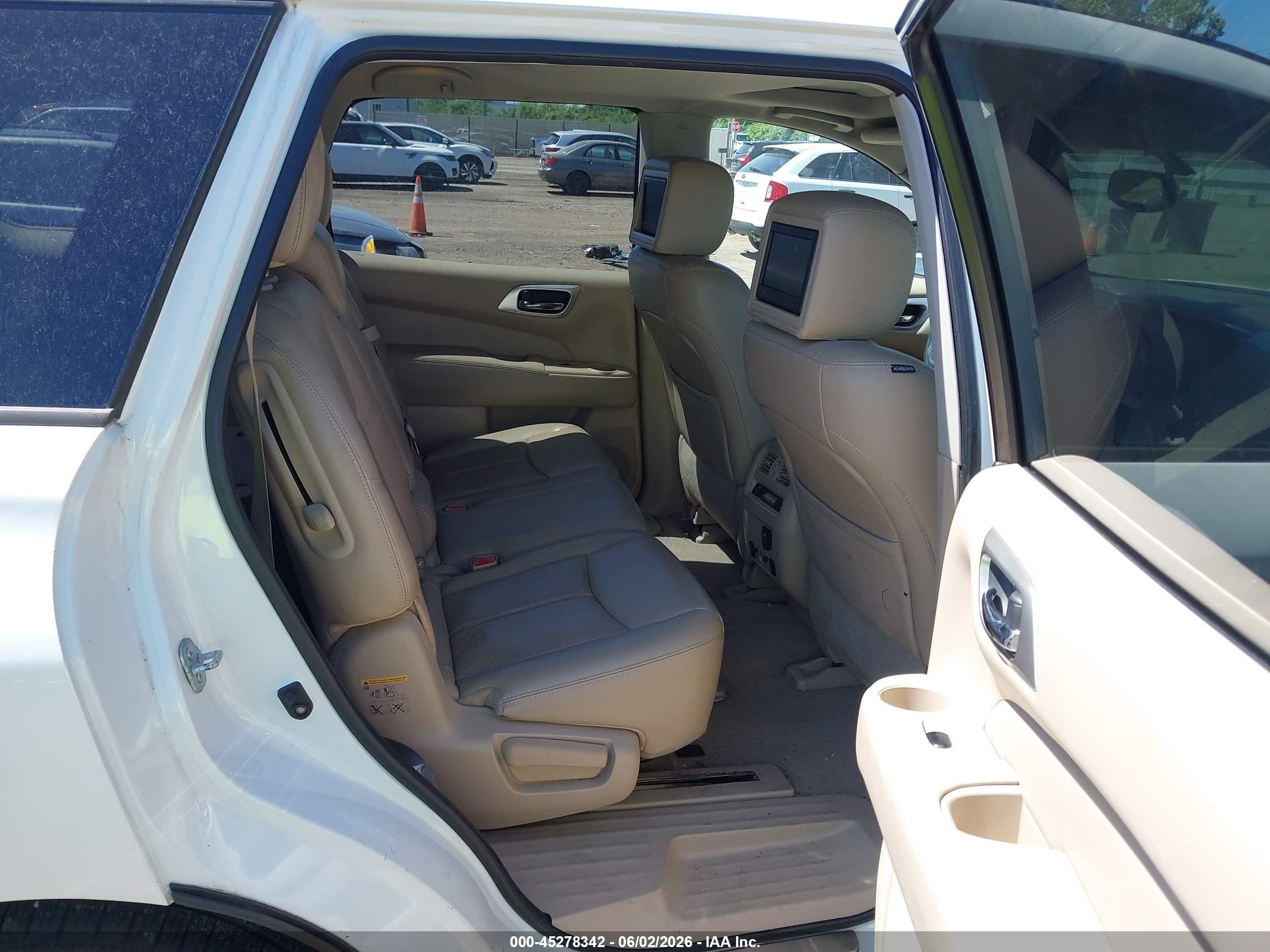 2014 Nissan Pathfinder Platinum White vin: 5N1AR2MM6EC688624
