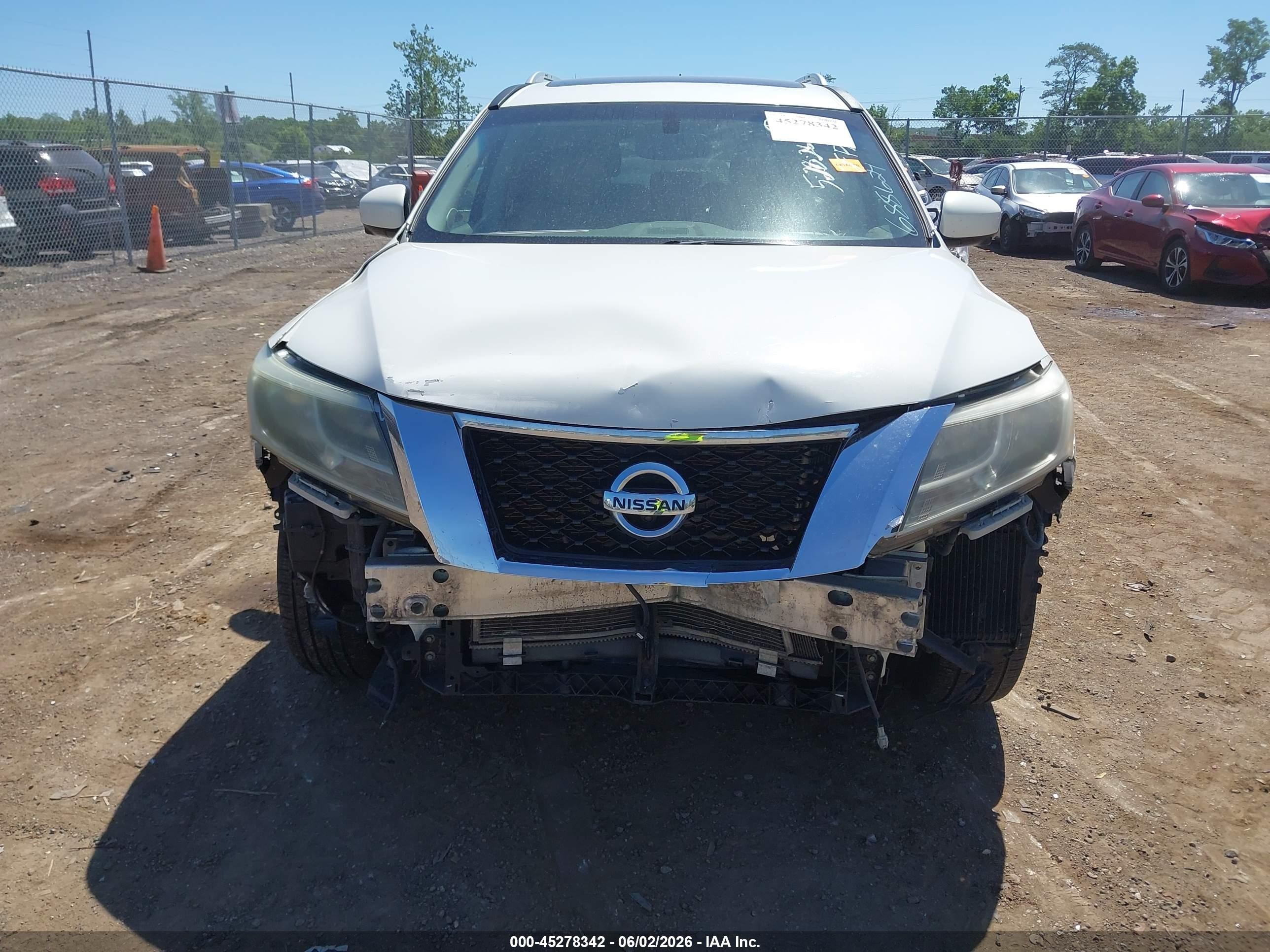 2014 Nissan Pathfinder Platinum White vin: 5N1AR2MM6EC688624