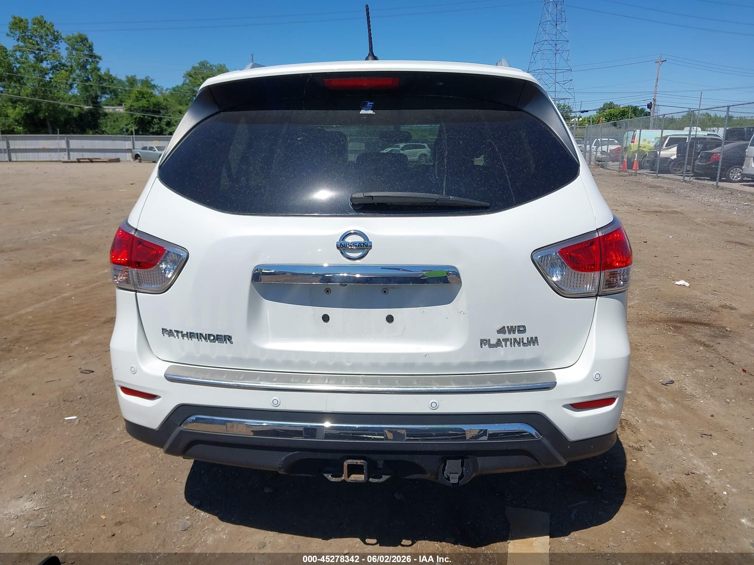 2014 Nissan Pathfinder Platinum White vin: 5N1AR2MM6EC688624