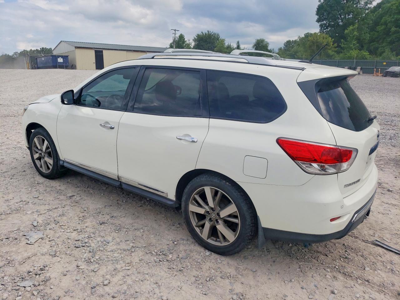 2014 Nissan Pathfinder S White vin: 5N1AR2MM6EC706331