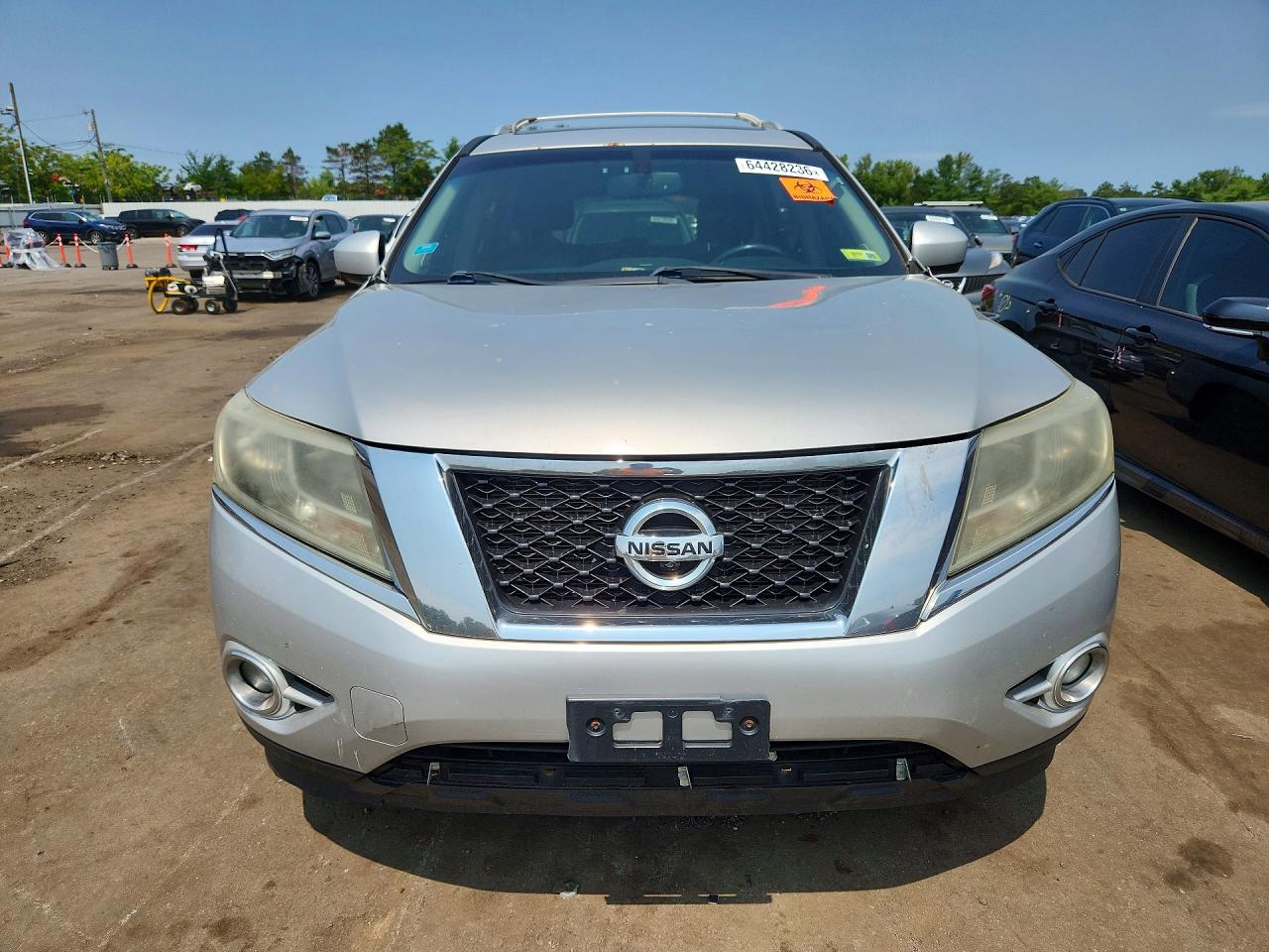 2014 Nissan Pathfinder S Серебряный vin: 5N1AR2MM6EC709083