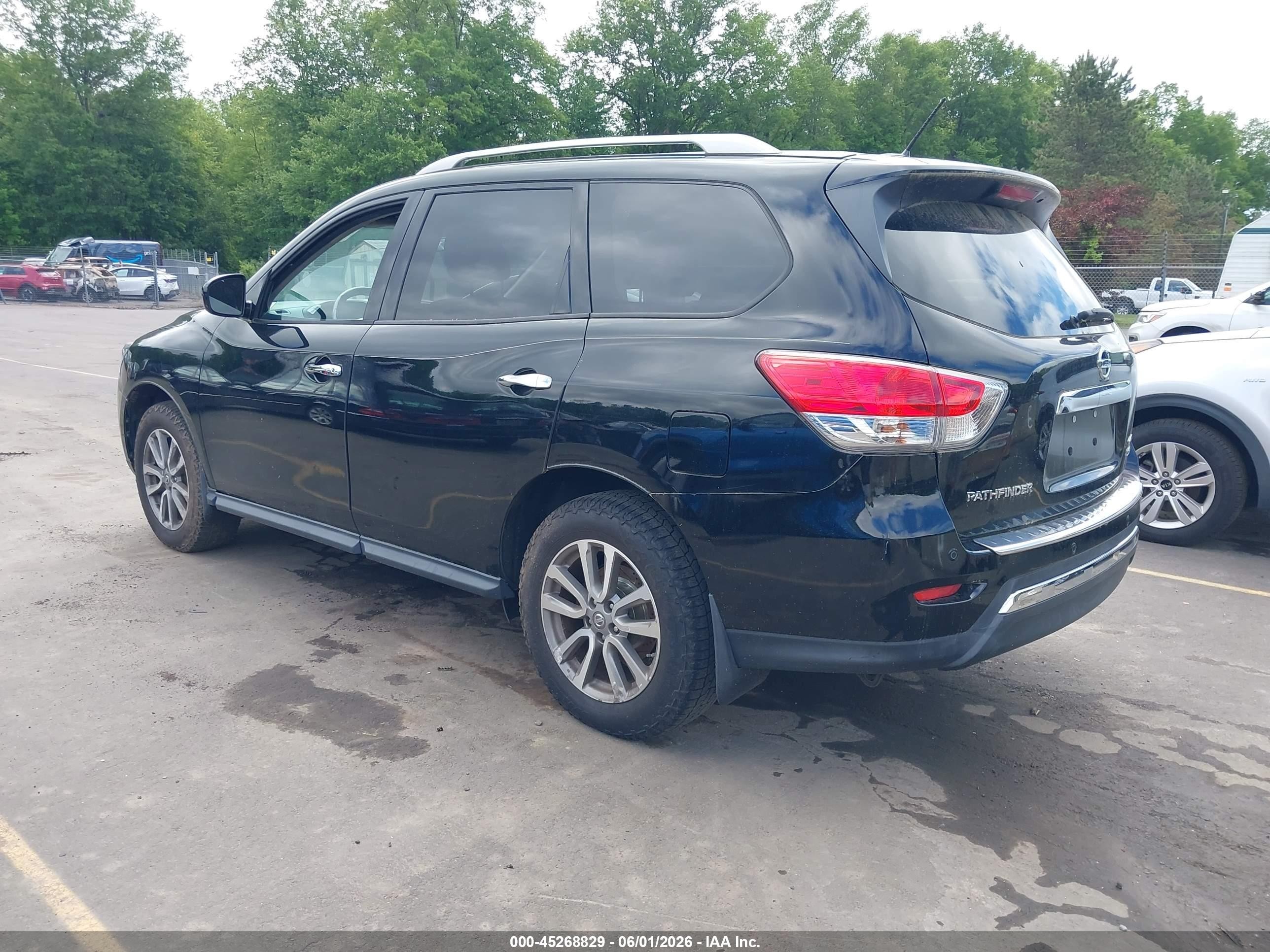 2014 Nissan Pathfinder Sv Black vin: 5N1AR2MM6EC723307