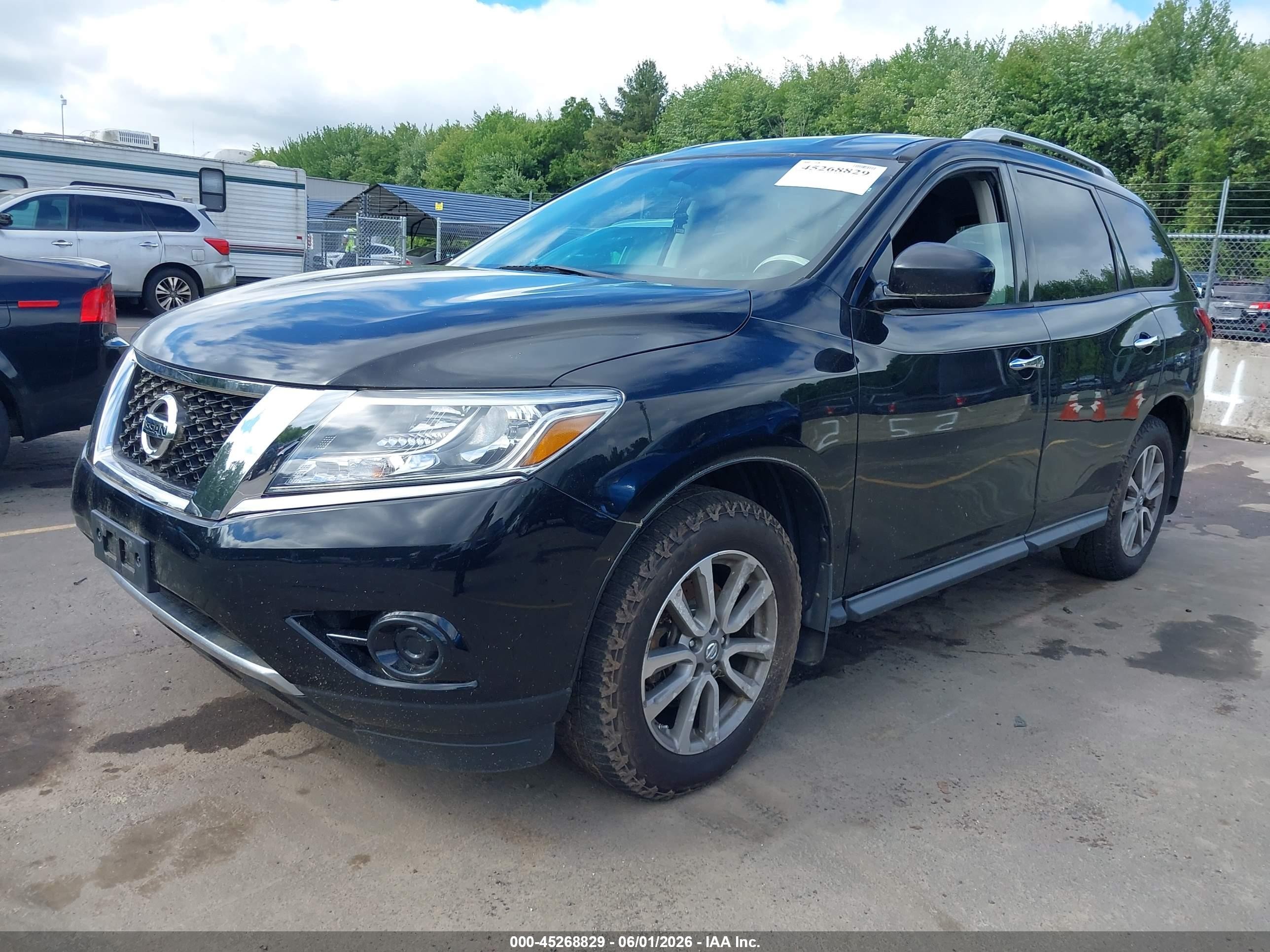 2014 Nissan Pathfinder Sv Black vin: 5N1AR2MM6EC723307