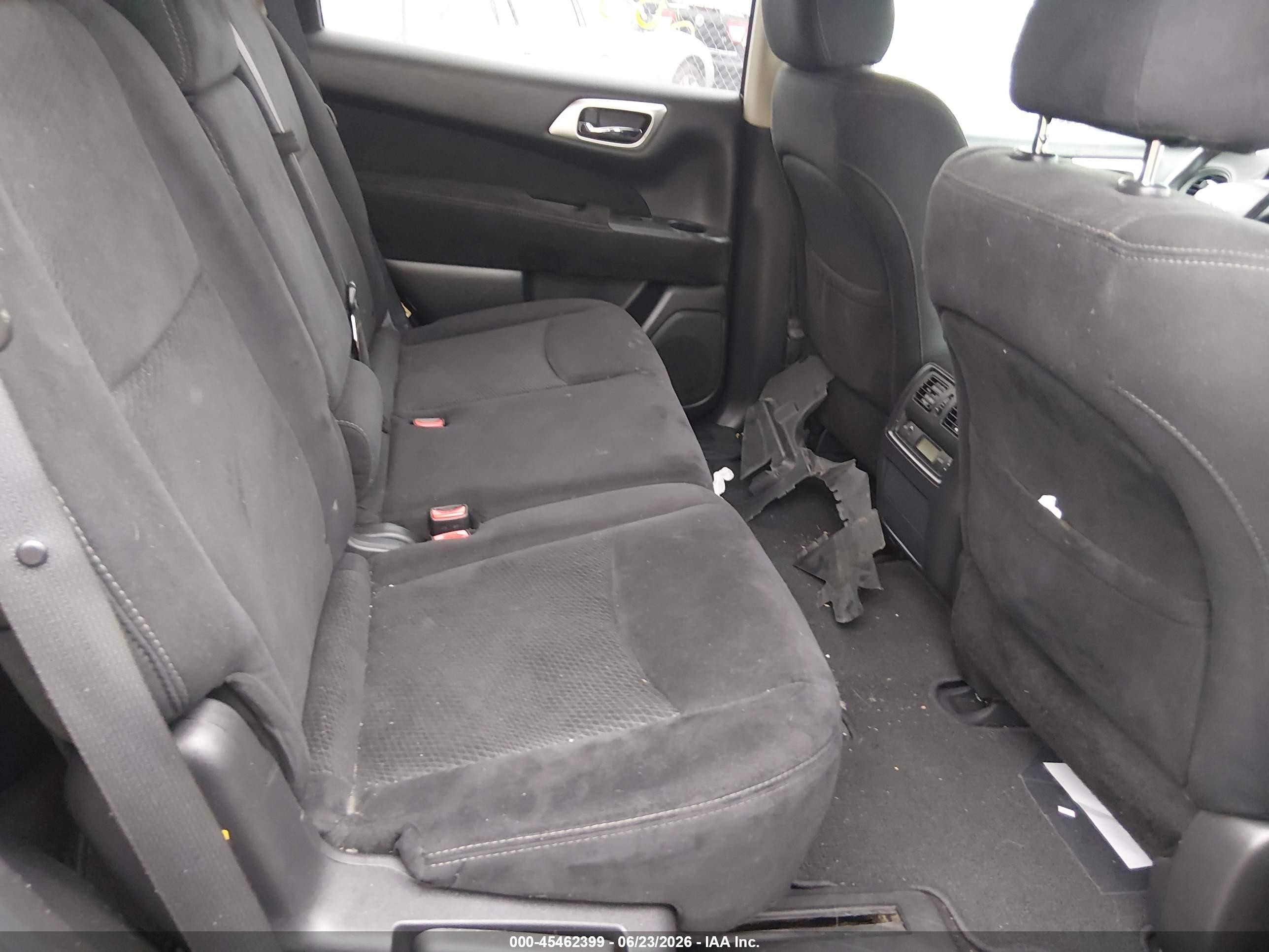 2014 Nissan Pathfinder S Серый vin: 5N1AR2MM6EC728782