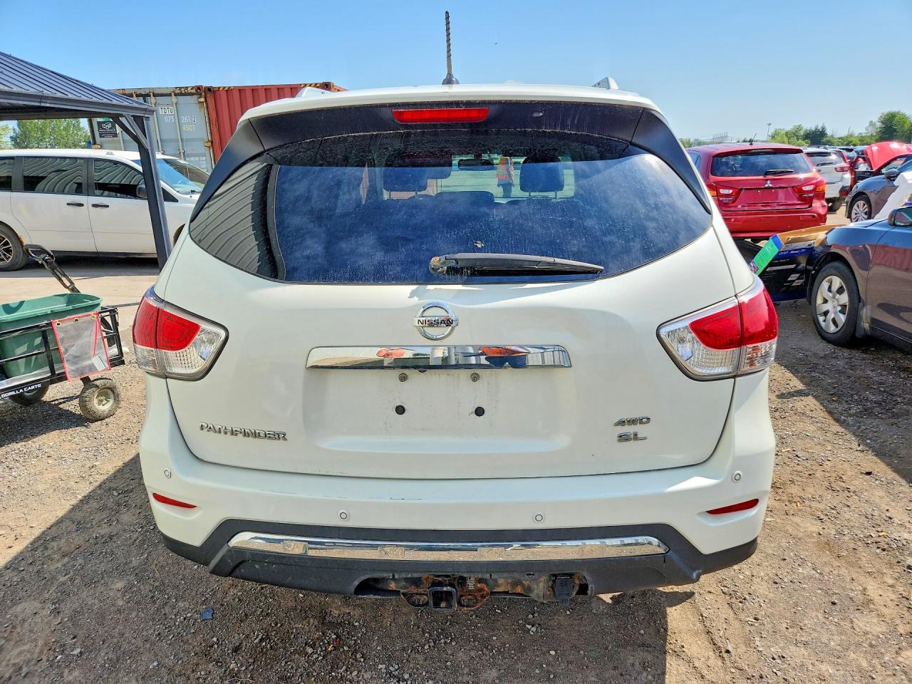 2015 Nissan Pathfinder S White vin: 5N1AR2MM6FC605887