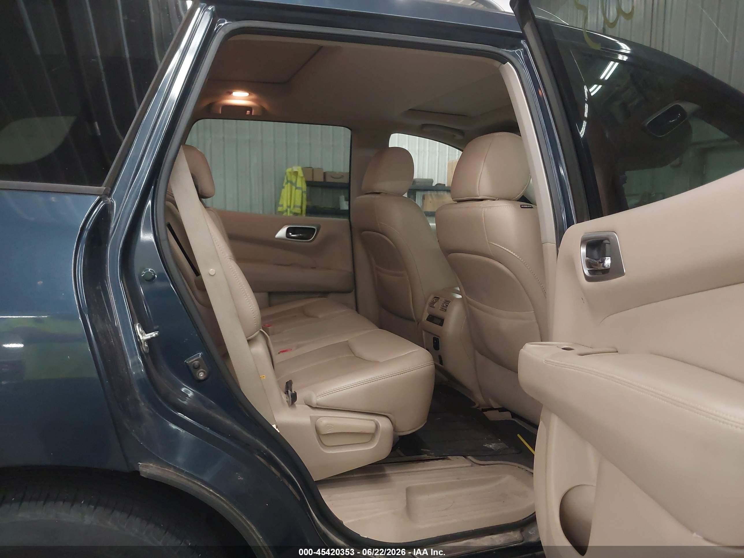 2015 Nissan Pathfinder Platinum Синий vin: 5N1AR2MM6FC634919