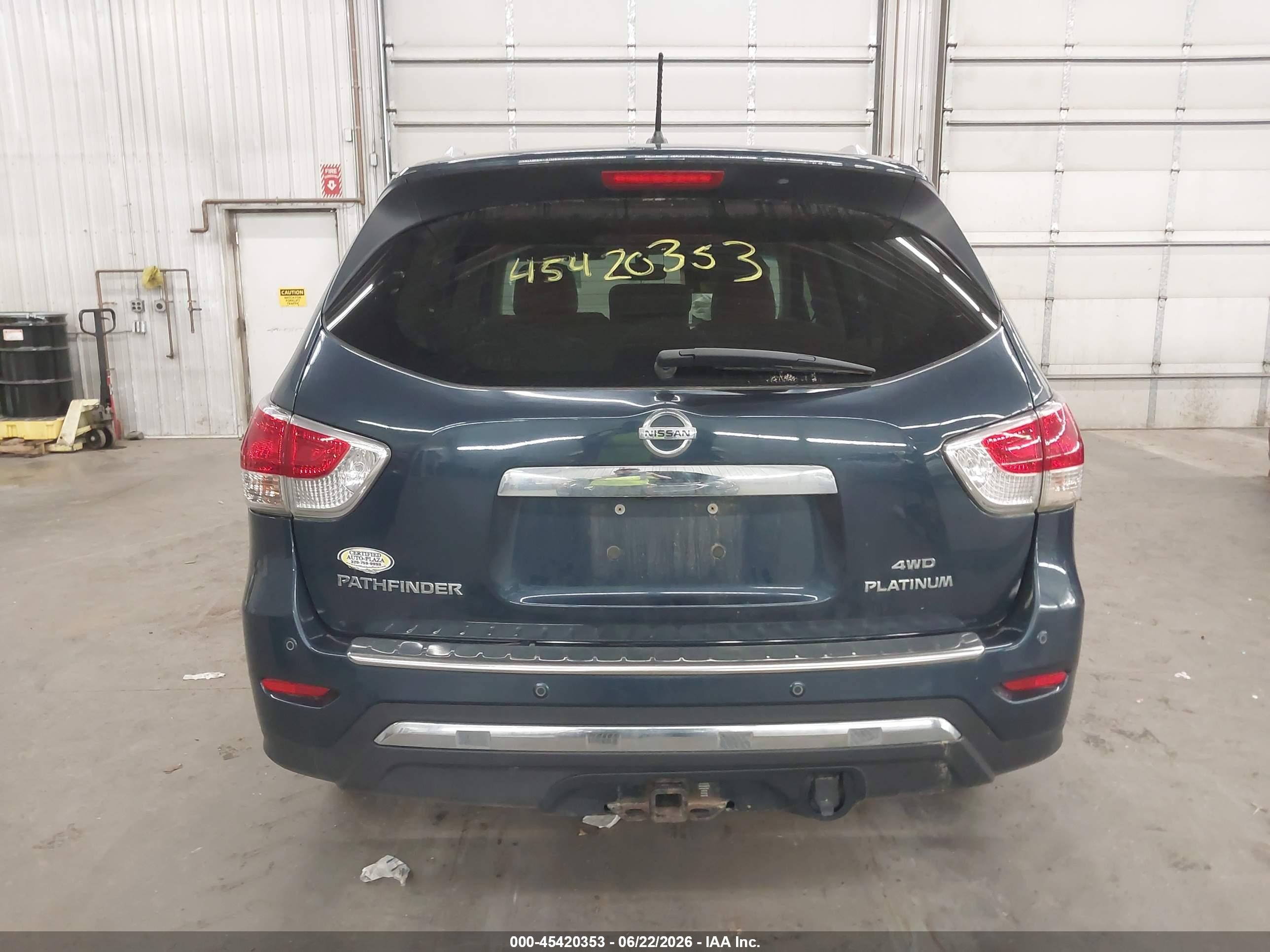 2015 Nissan Pathfinder Platinum Синий vin: 5N1AR2MM6FC634919
