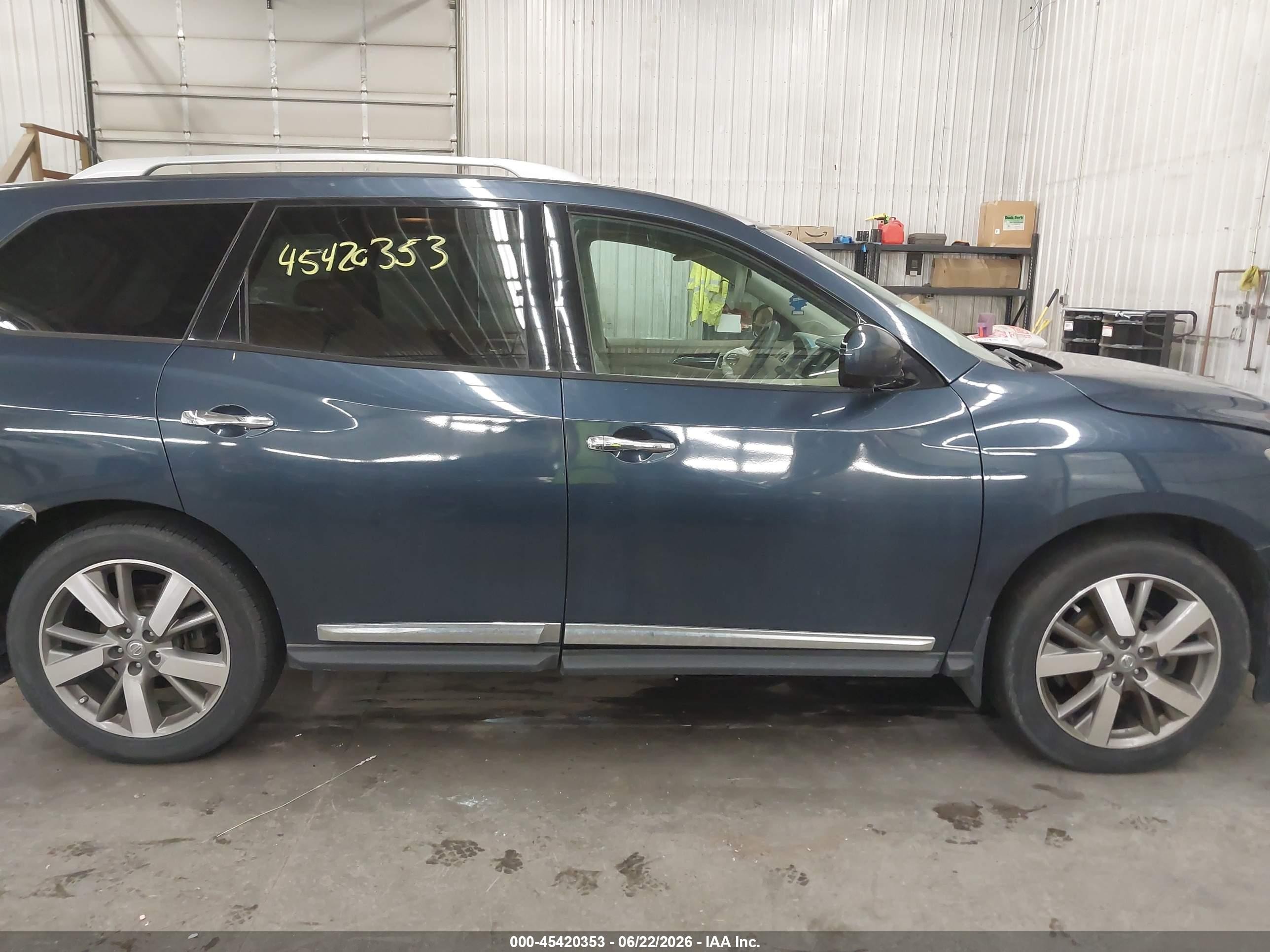 2015 Nissan Pathfinder Platinum Синий vin: 5N1AR2MM6FC634919