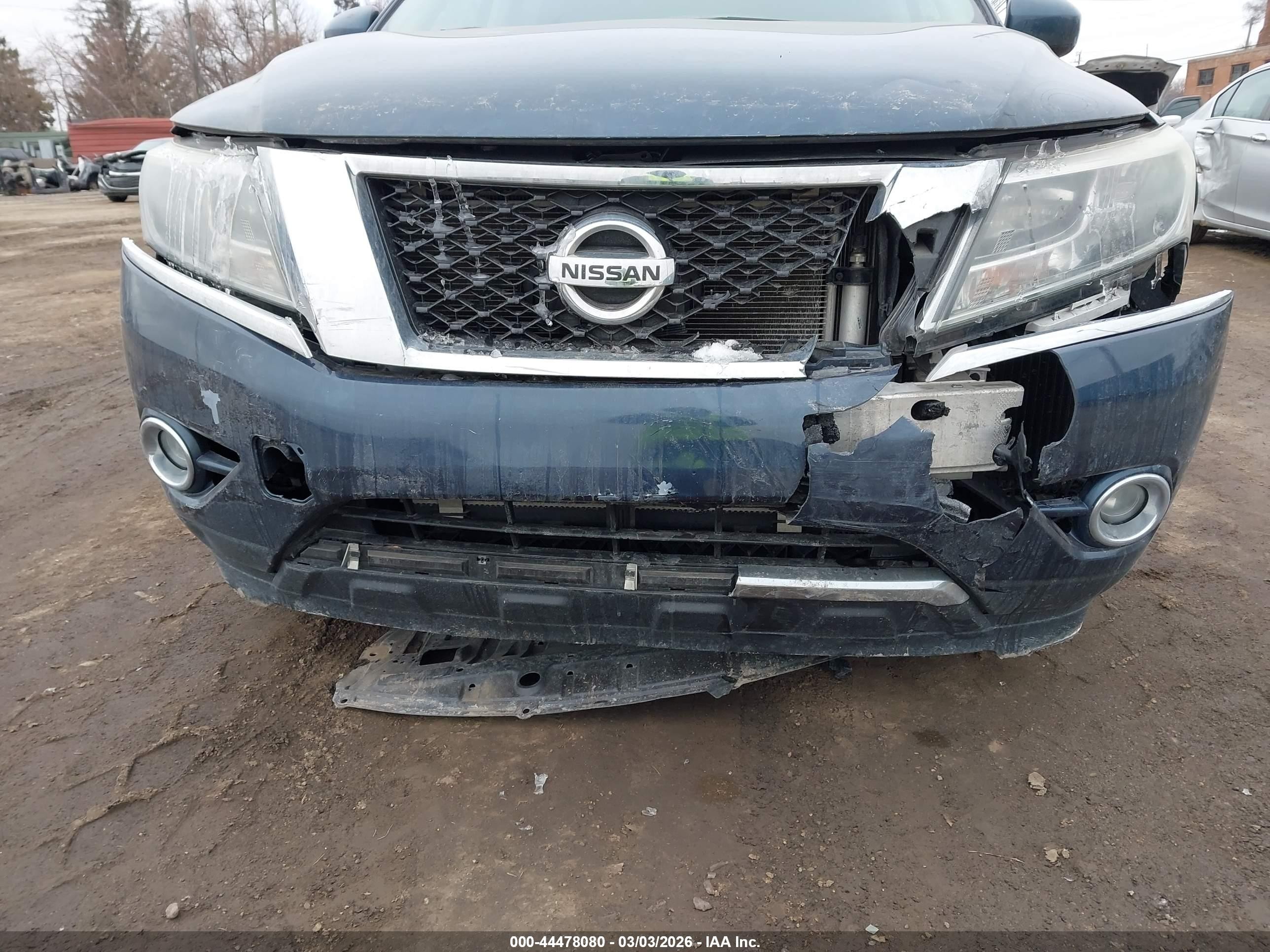 2015 Nissan Pathfinder Sl Navy vin: 5N1AR2MM6FC642471