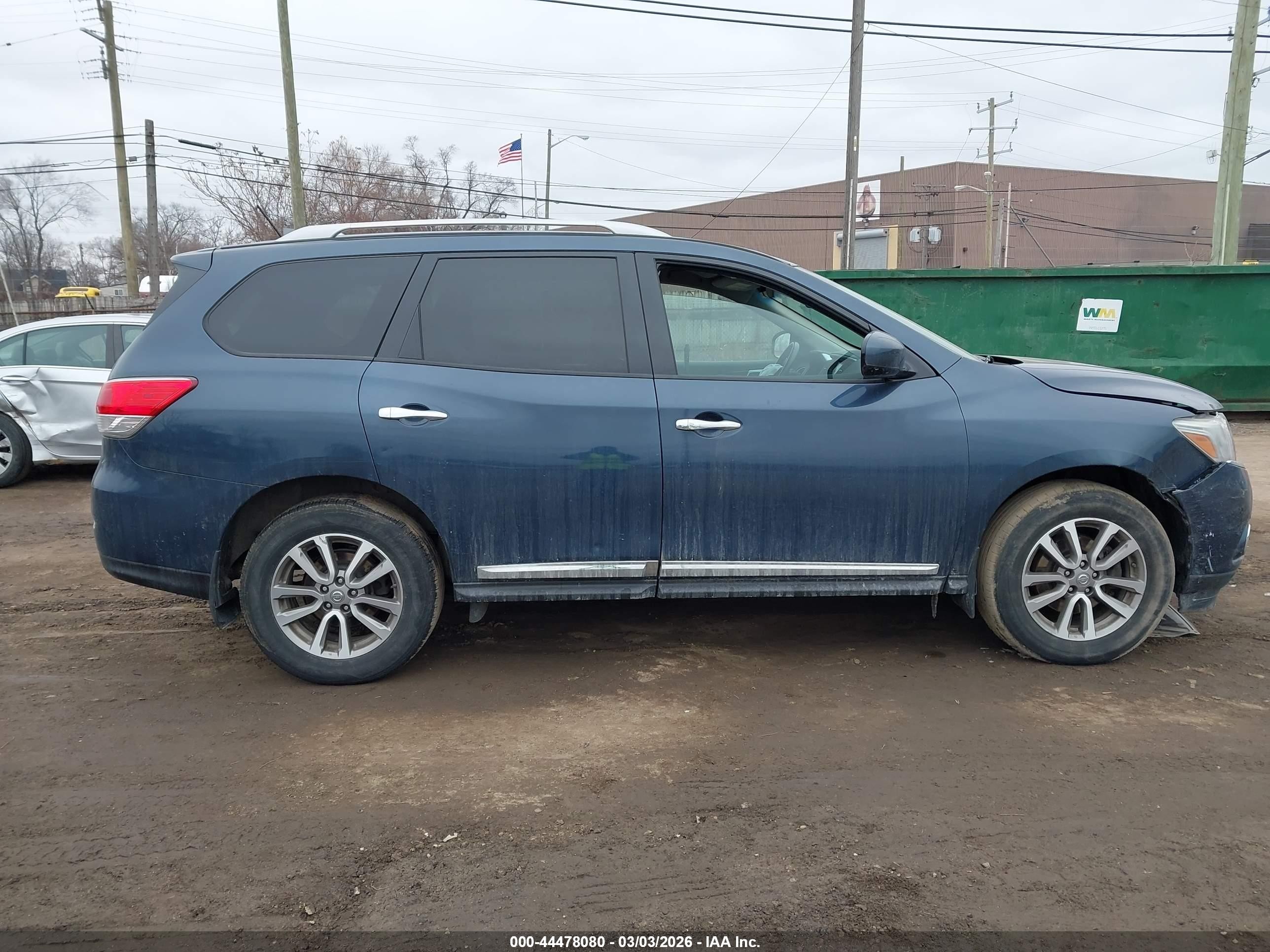2015 Nissan Pathfinder Sl Navy vin: 5N1AR2MM6FC642471
