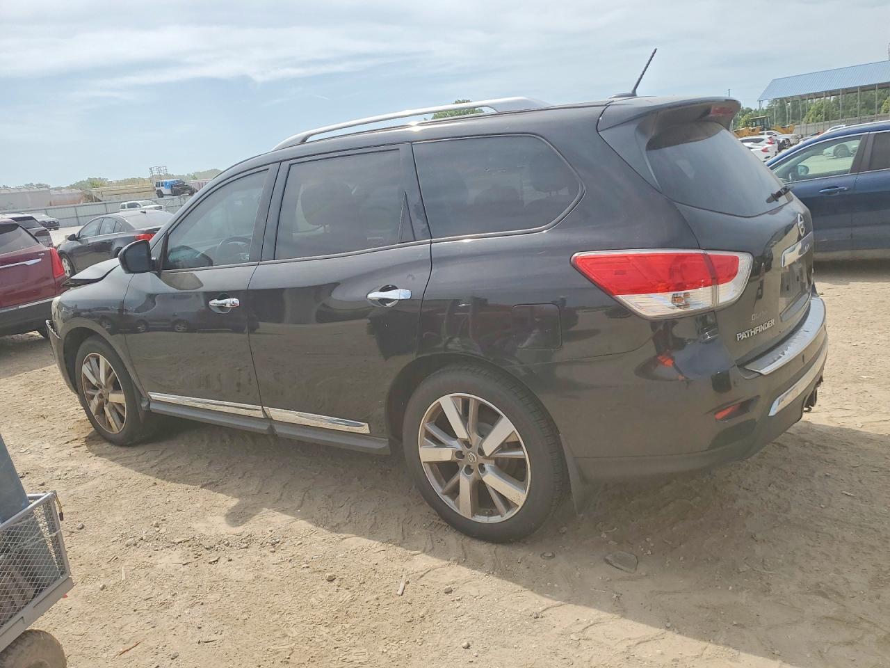2015 Nissan Pathfinder S/sv/sl/platinum Black vin: 5N1AR2MM6FC657570