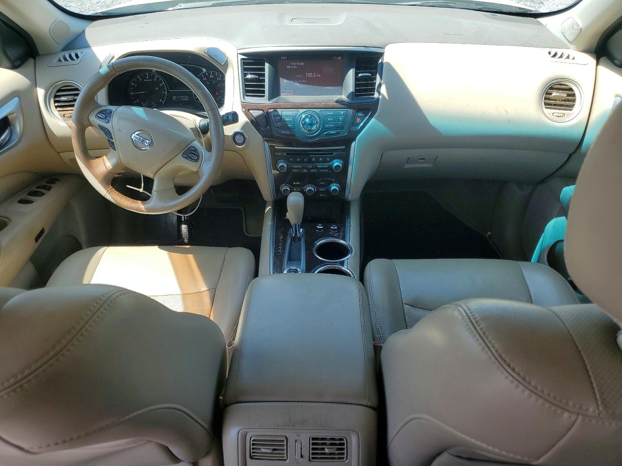 2015 Nissan Pathfinder S White vin: 5N1AR2MM6FC662204