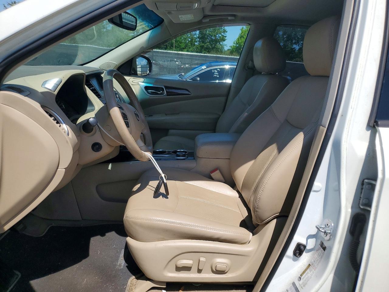 2015 Nissan Pathfinder S White vin: 5N1AR2MM6FC662204