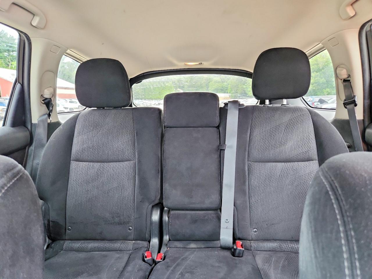 2015 Nissan Pathfinder S Silver vin: 5N1AR2MM6FC671257