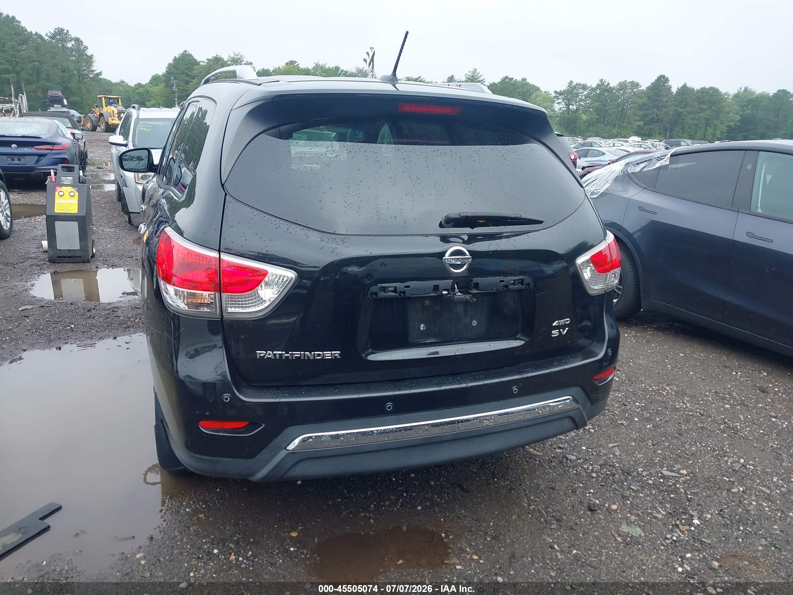 2015 Nissan Pathfinder Sv Black vin: 5N1AR2MM6FC673347