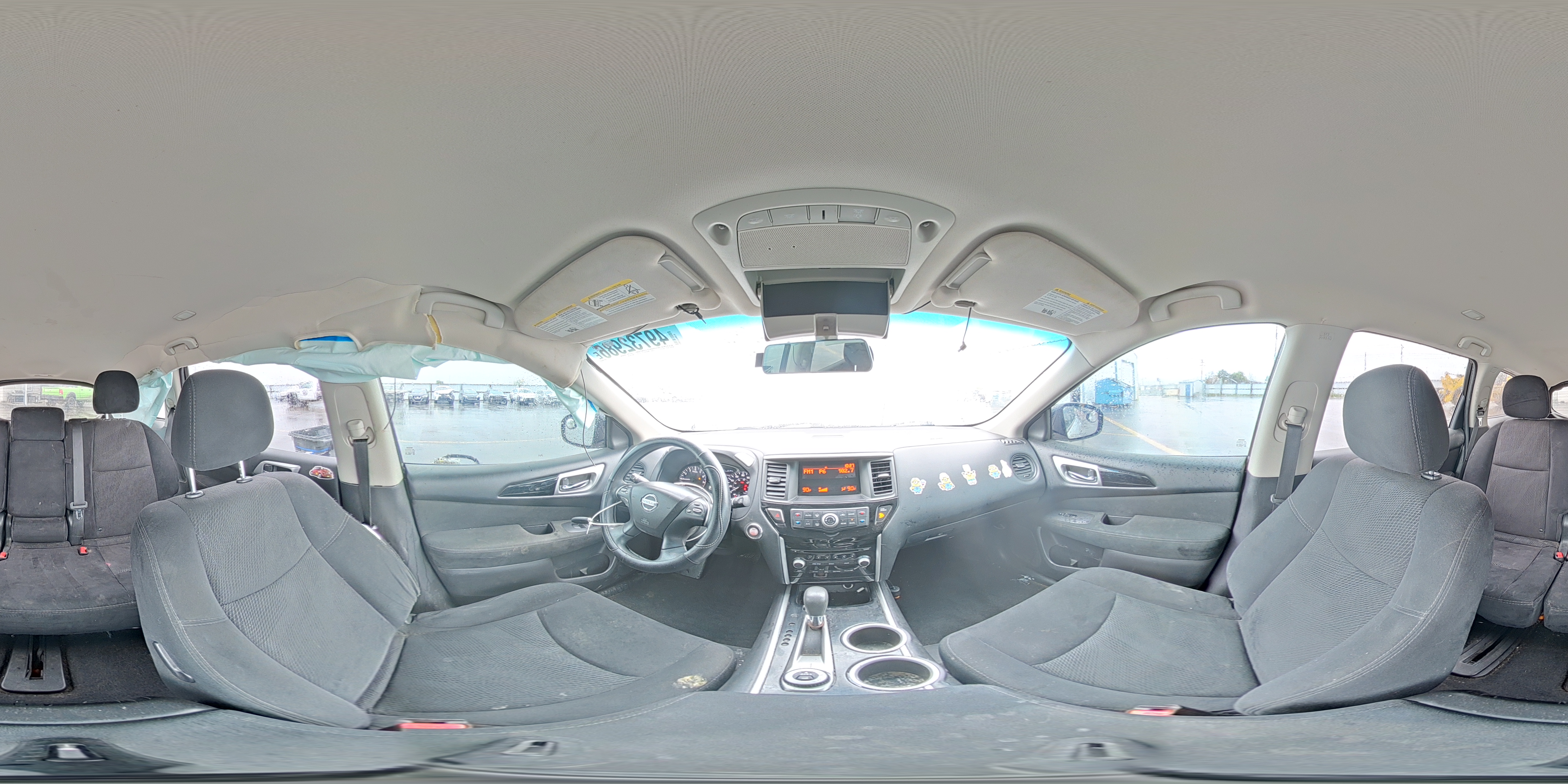 2015 Niss Pathfinder S Silver vin: 5N1AR2MM6FC692108