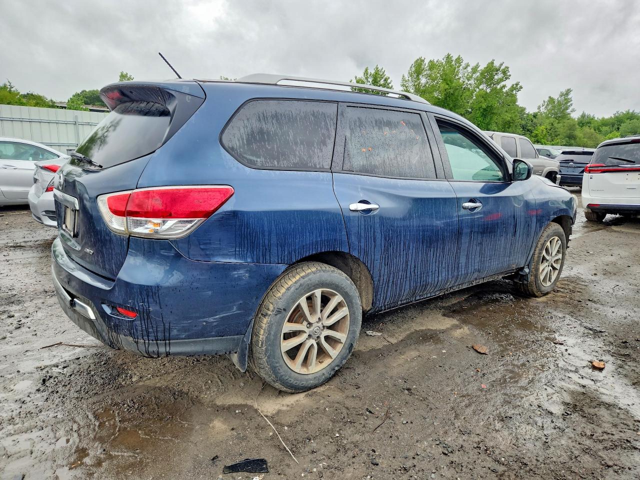 2015 Nissan Pathfinder S Blue vin: 5N1AR2MM6FC692741