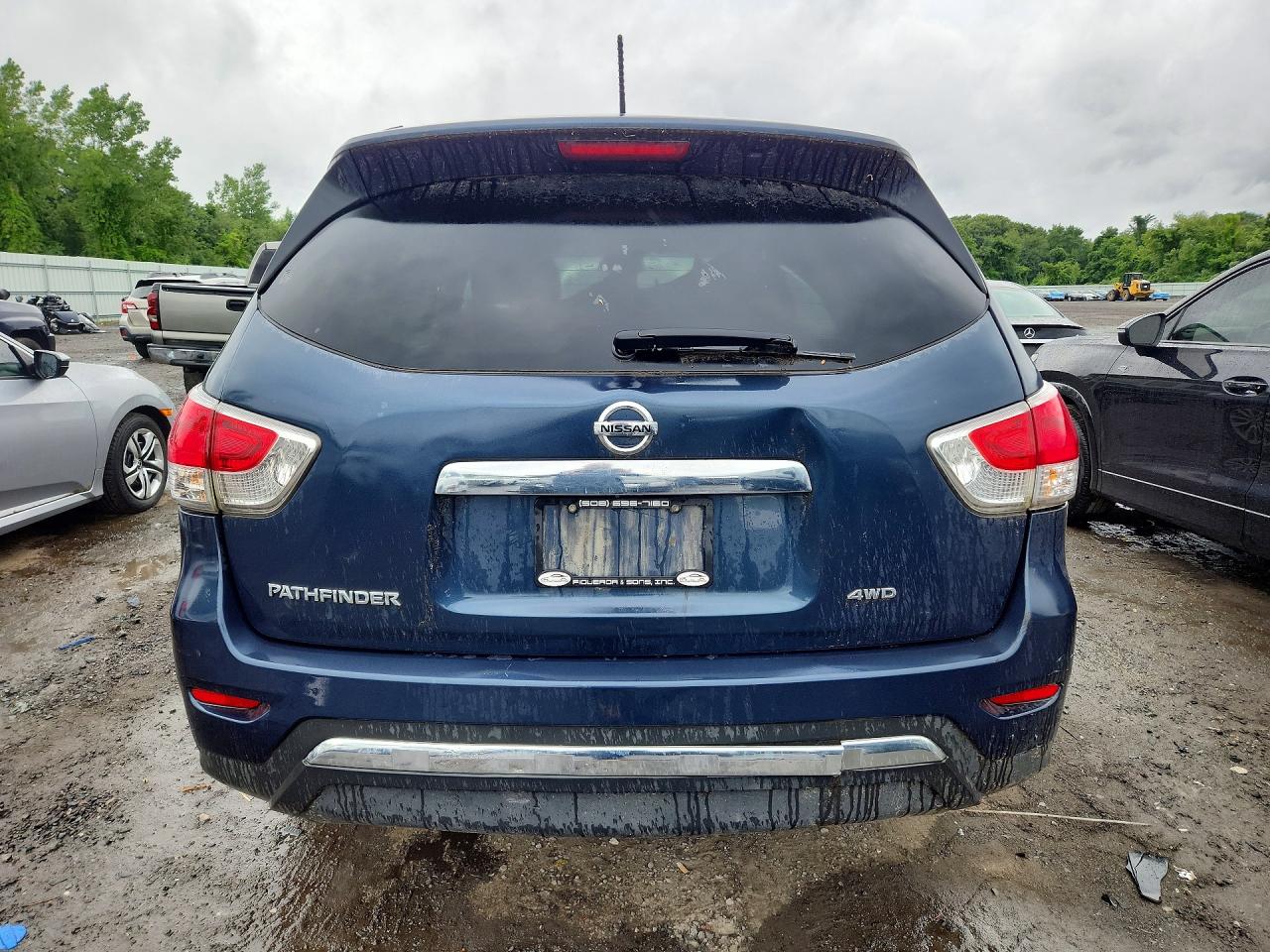 2015 Nissan Pathfinder S Blue vin: 5N1AR2MM6FC692741