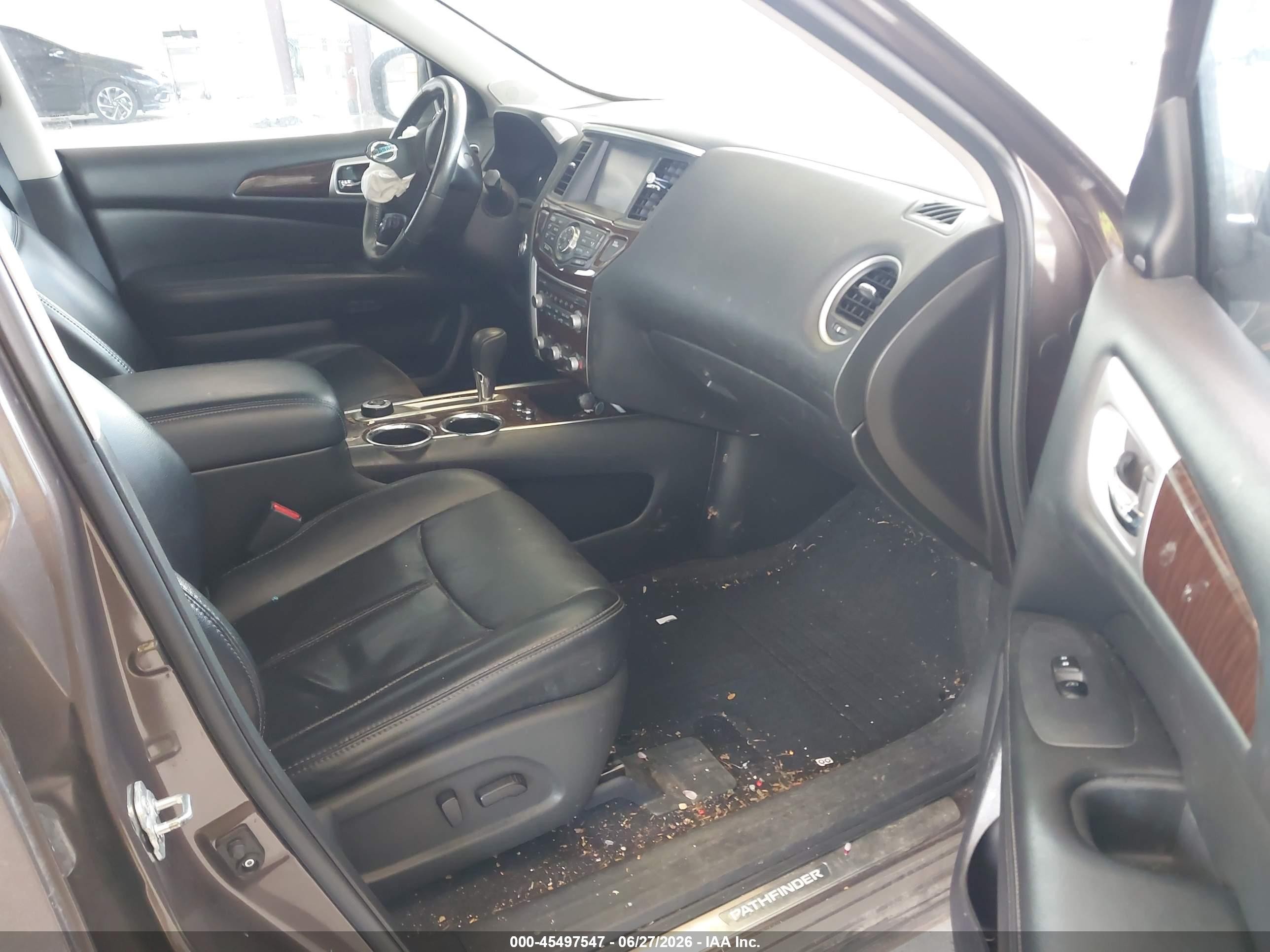 2015 Nissan Pathfinder Platinum Brown vin: 5N1AR2MM6FC702071