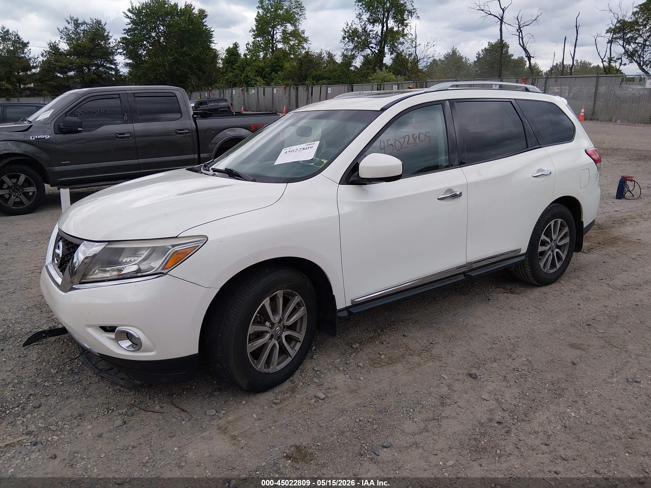 2015 Nissan Pathfinder Sl Cream vin: 5N1AR2MM6FC707853