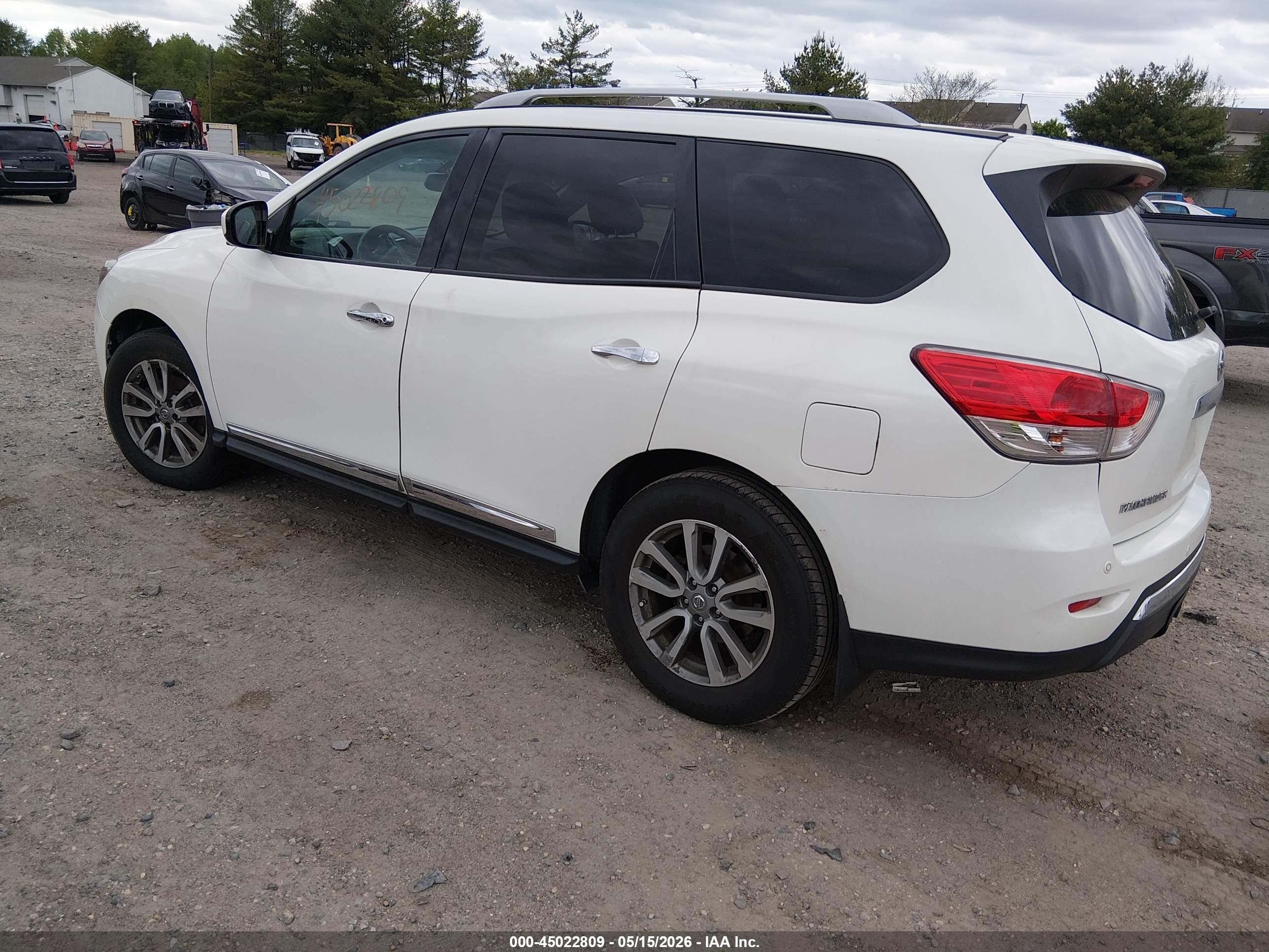 2015 Nissan Pathfinder Sl Cream vin: 5N1AR2MM6FC707853