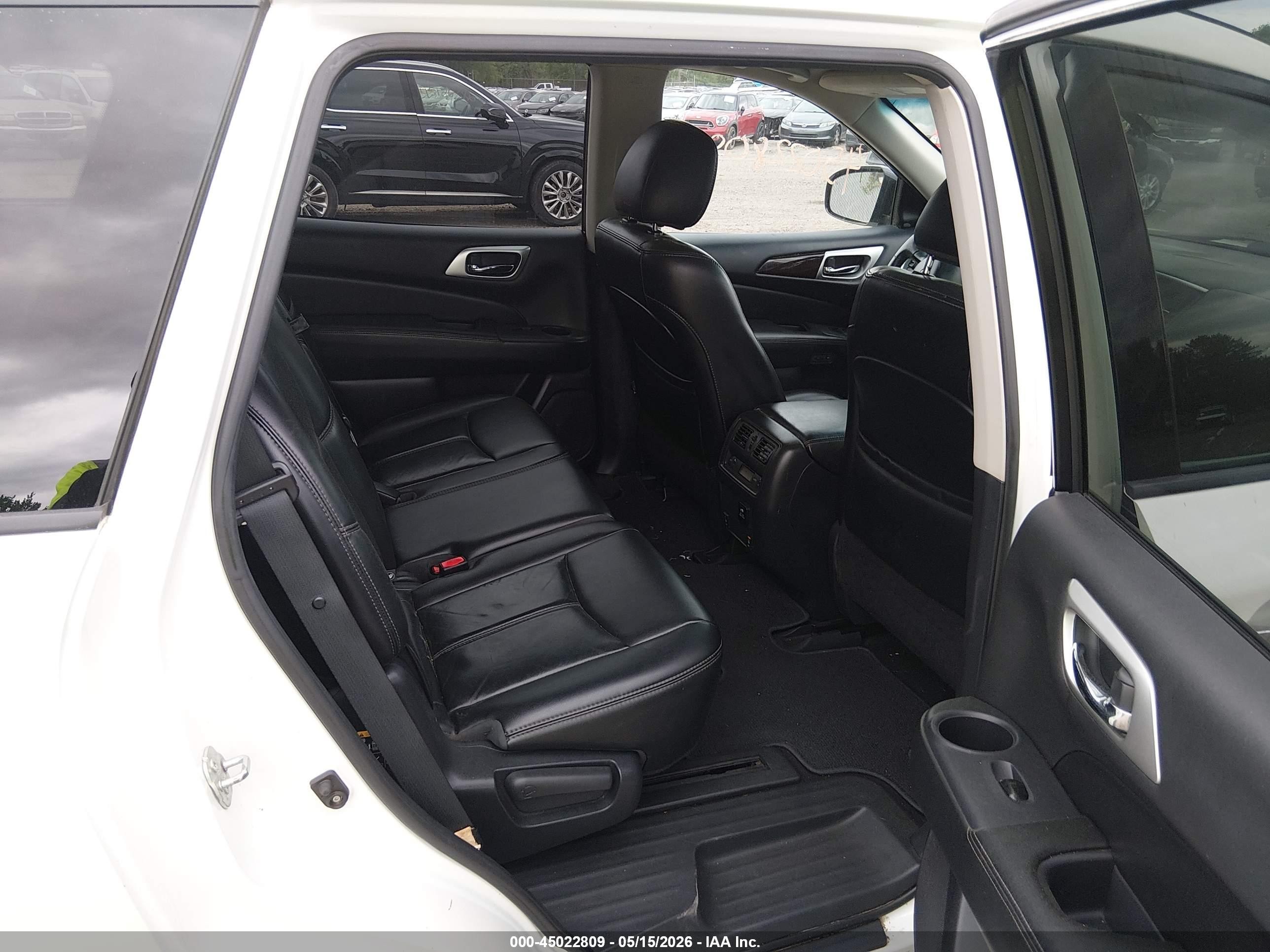 2015 Nissan Pathfinder Sl Cream vin: 5N1AR2MM6FC707853