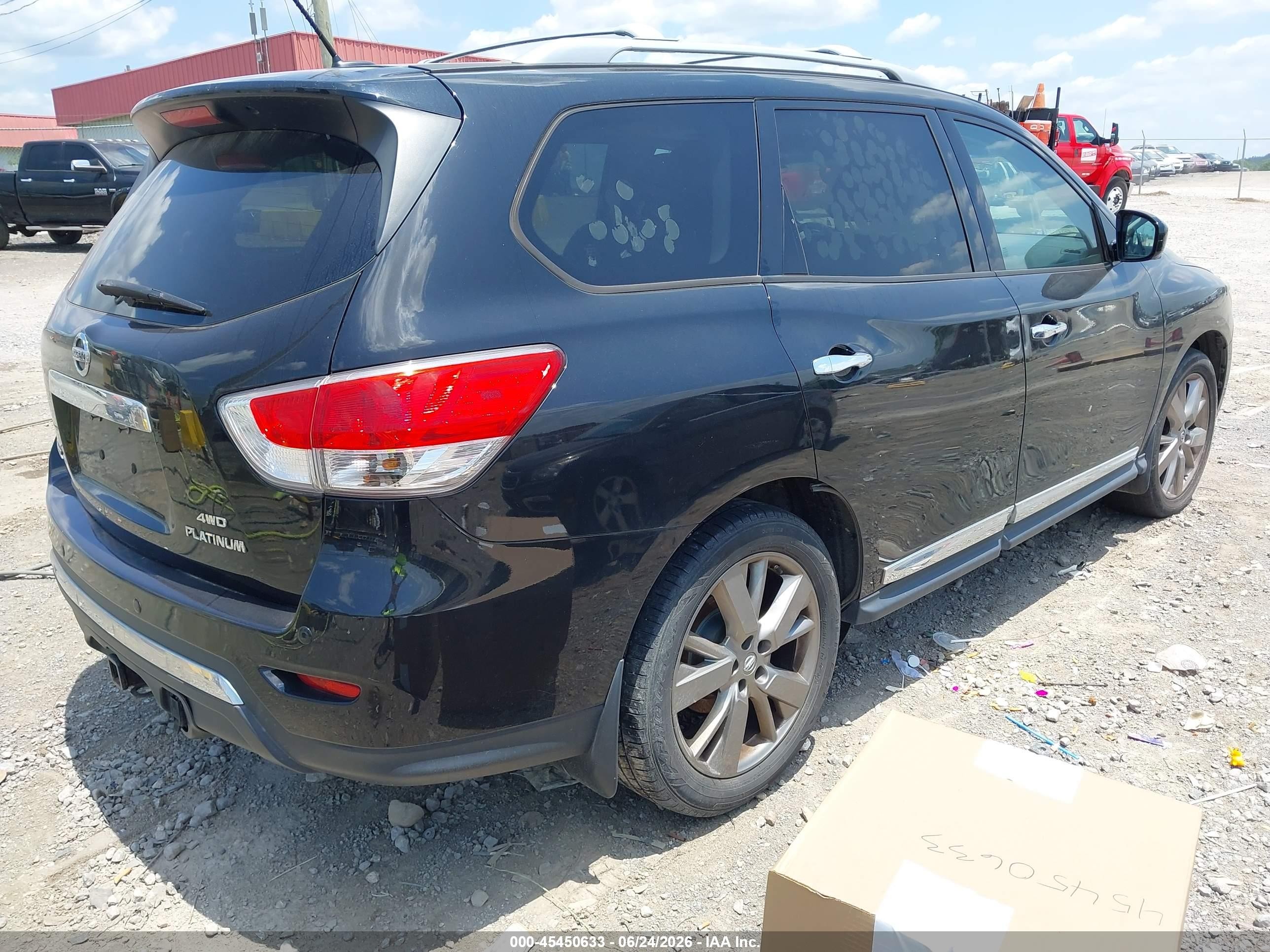 2015 Nissan Pathfinder Platinum Black vin: 5N1AR2MM6FC720098