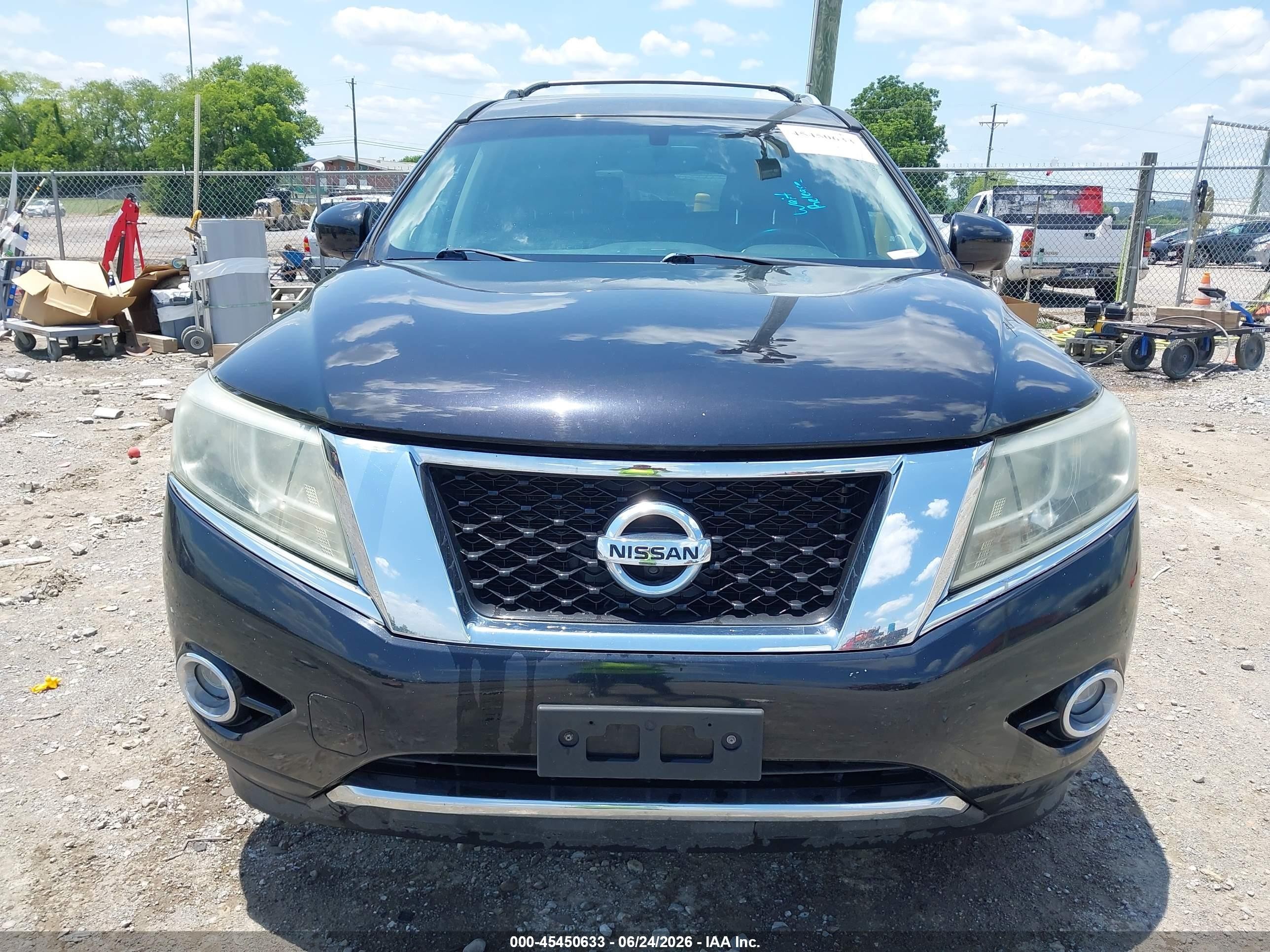 2015 Nissan Pathfinder Platinum Black vin: 5N1AR2MM6FC720098