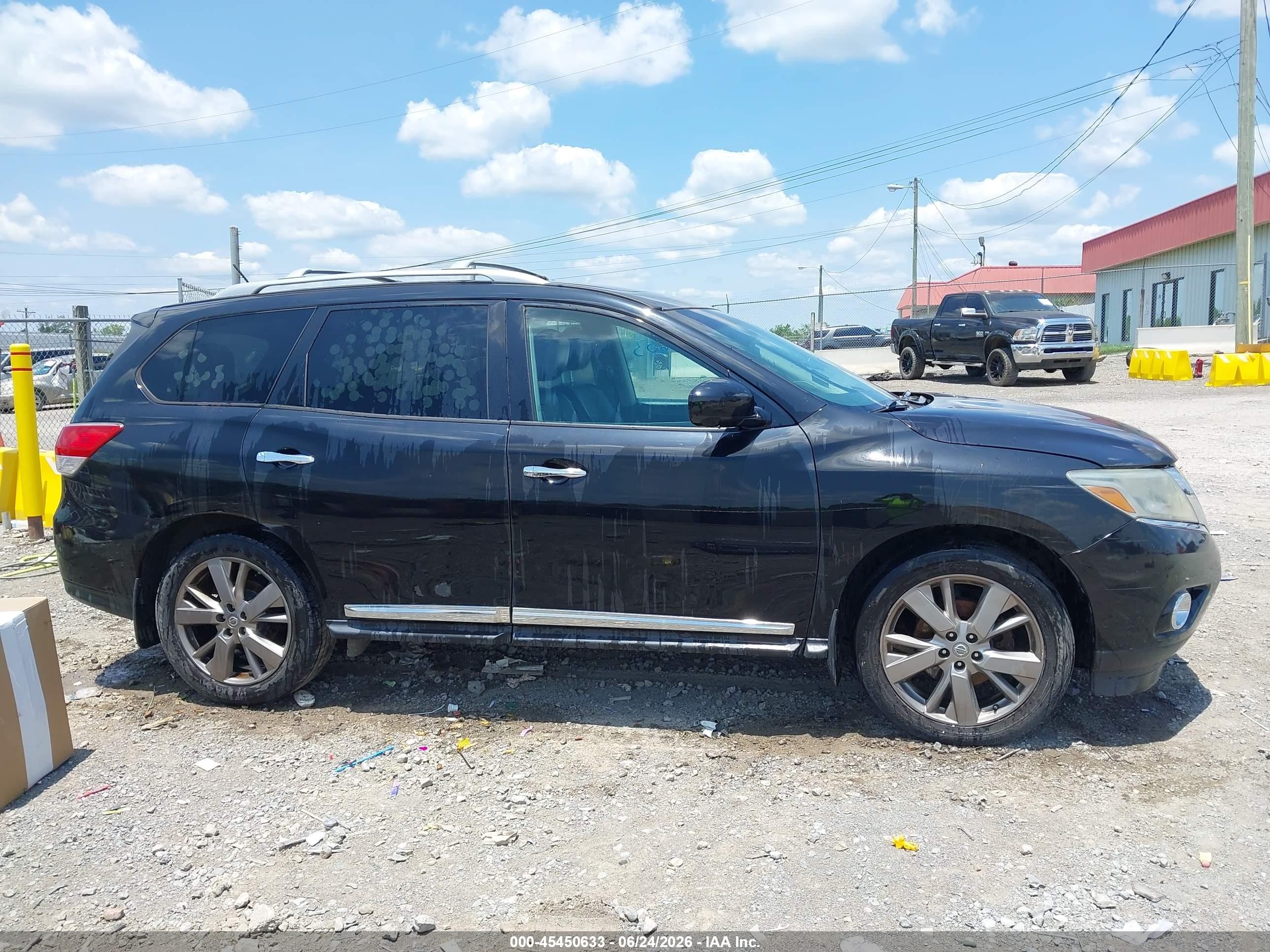 2015 Nissan Pathfinder Platinum Black vin: 5N1AR2MM6FC720098